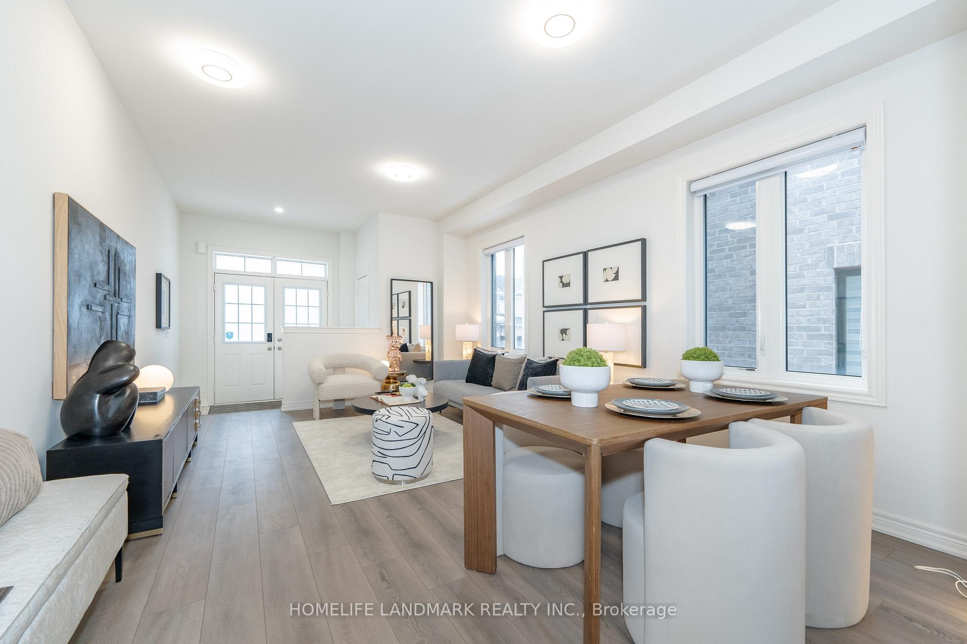Photo 5 of 18 Crofting Crescent, Markham, Wismer — HOMEH