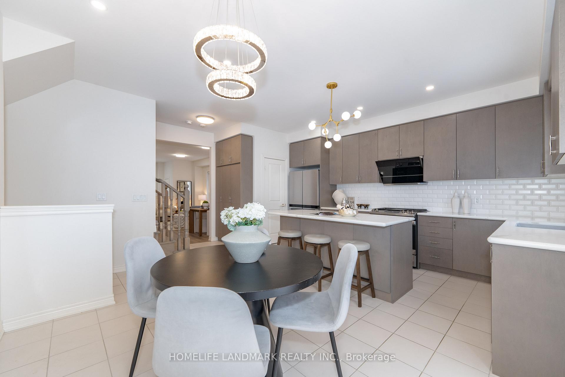Photo 10 of 18 Crofting Crescent, Markham, Wismer — HOMEH