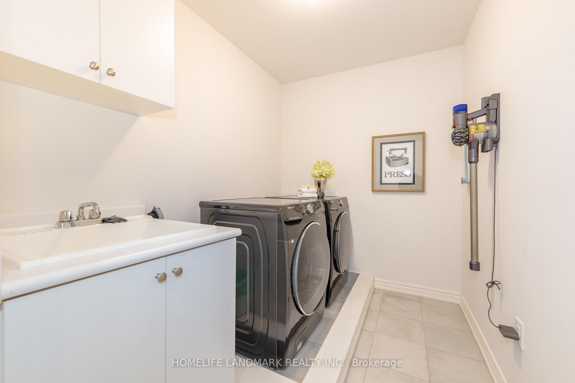 Photo 23 of 18 Crofting Crescent, Markham, Wismer — HOMEH
