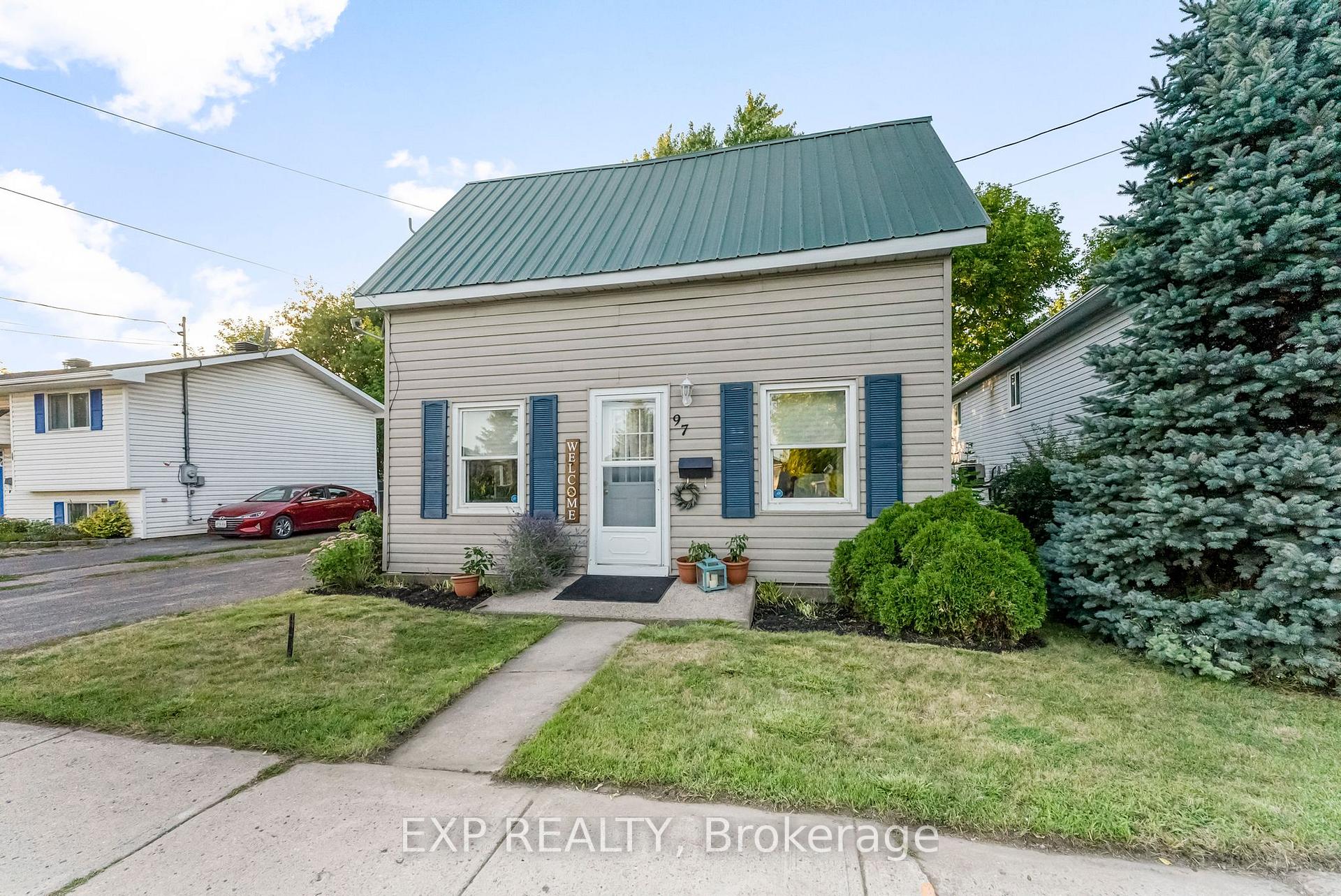 Photo 2 of 97 Edward Street S, Arnprior — HOMEH