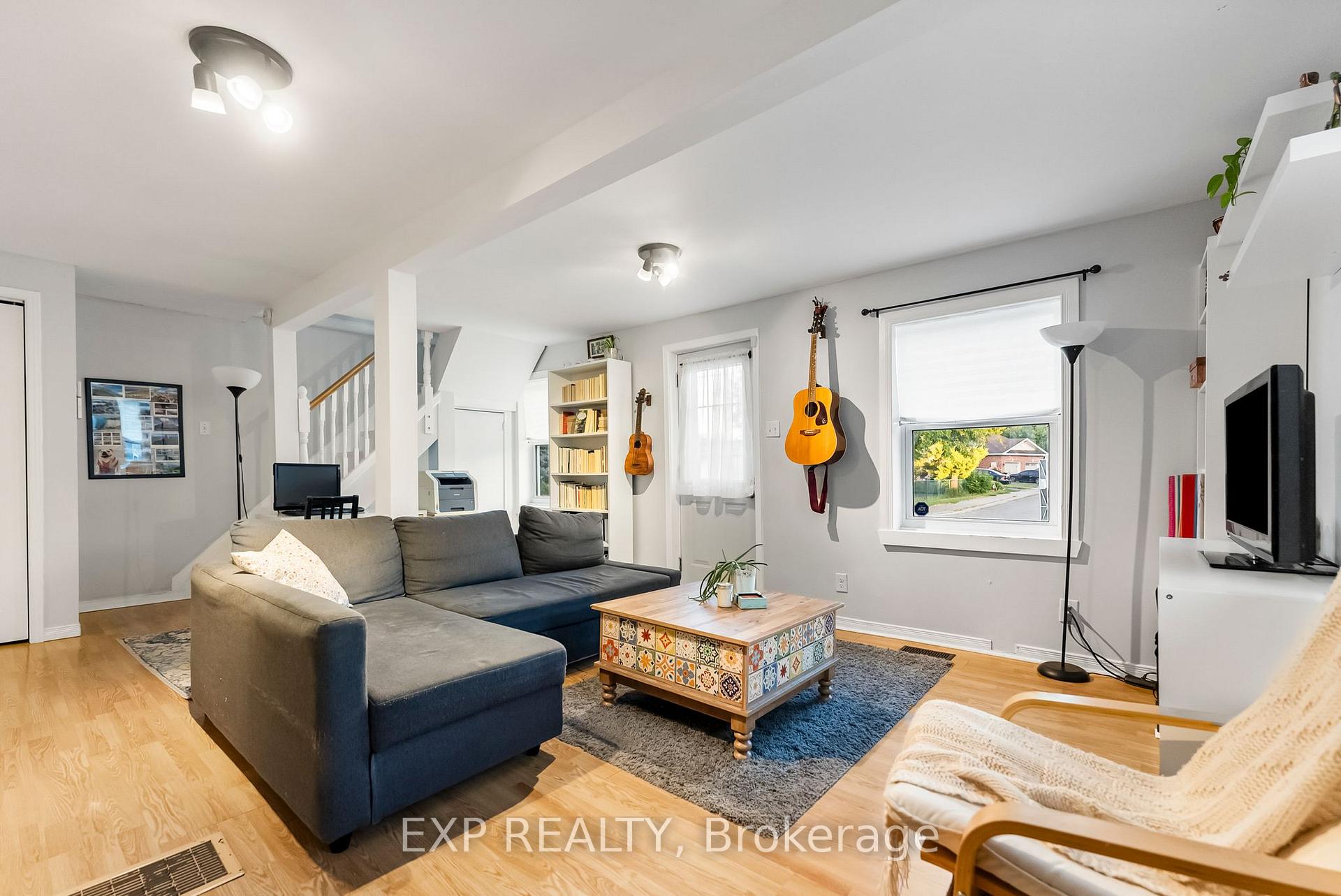 Photo 7 of 97 Edward Street S, Arnprior — HOMEH
