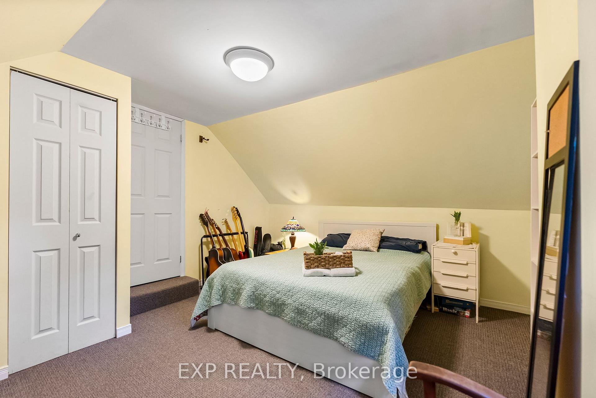 Photo 12 of 97 Edward Street S, Arnprior — HOMEH