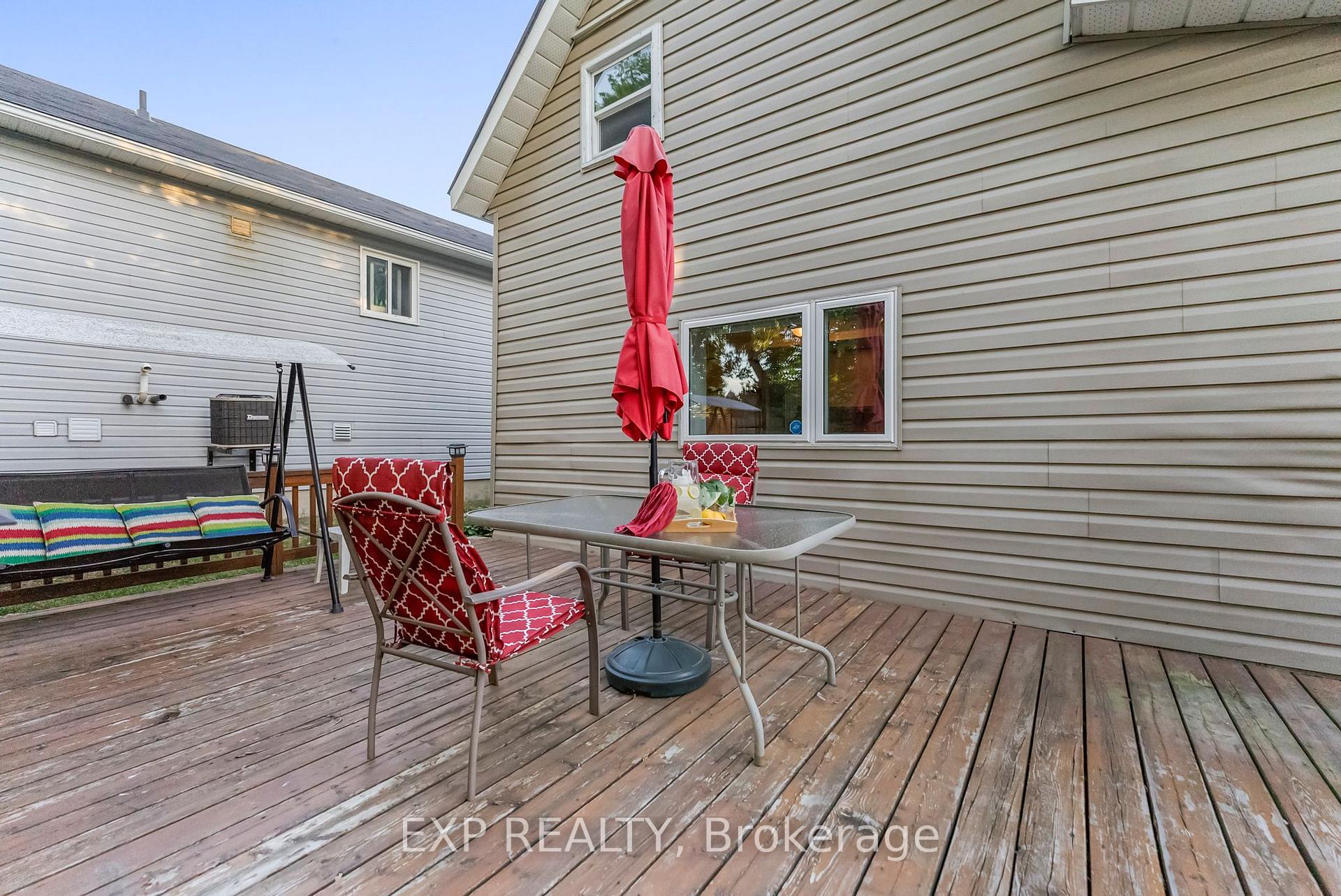 Photo 19 of 97 Edward Street S, Arnprior — HOMEH