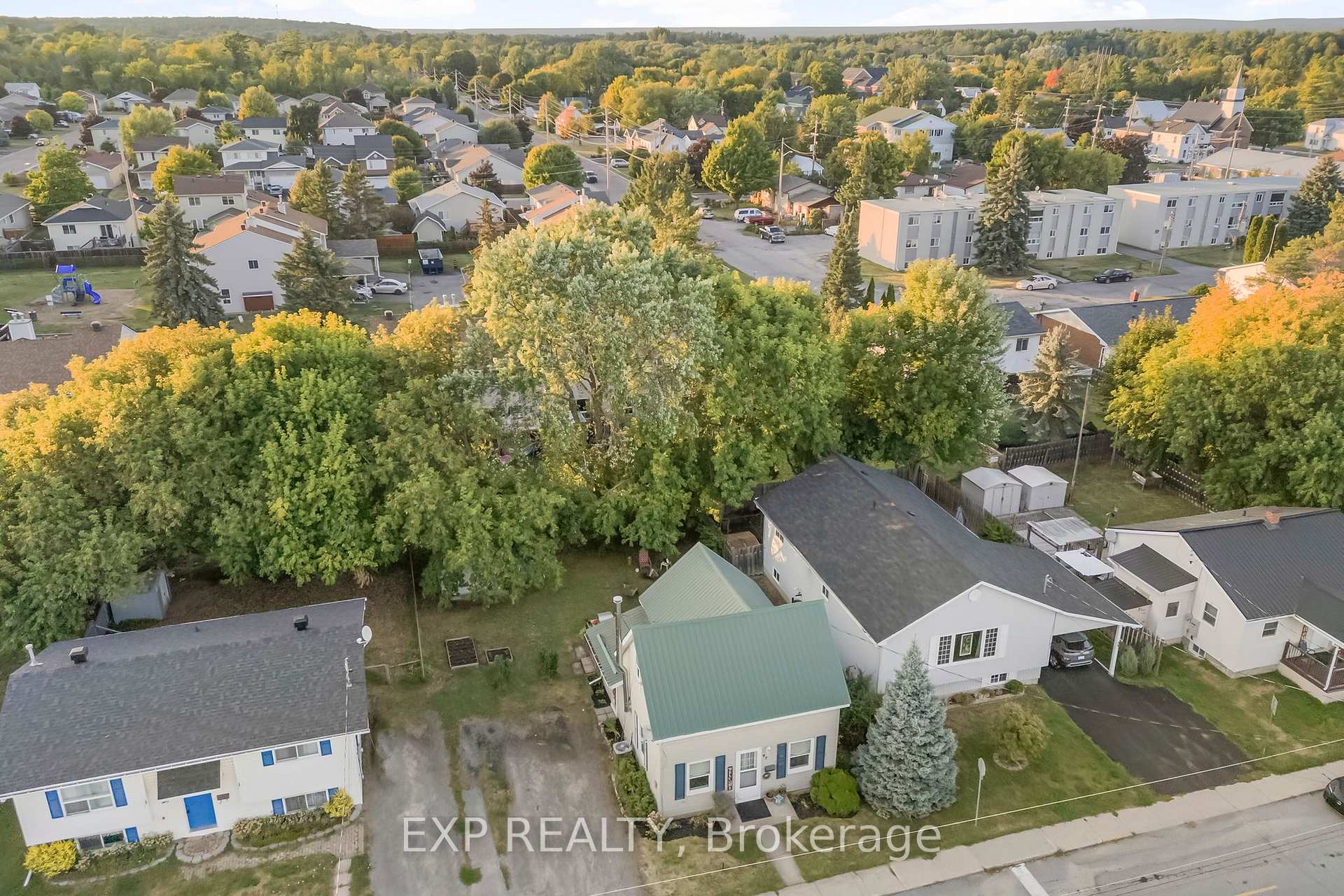 Photo 28 of 97 Edward Street S, Arnprior — HOMEH