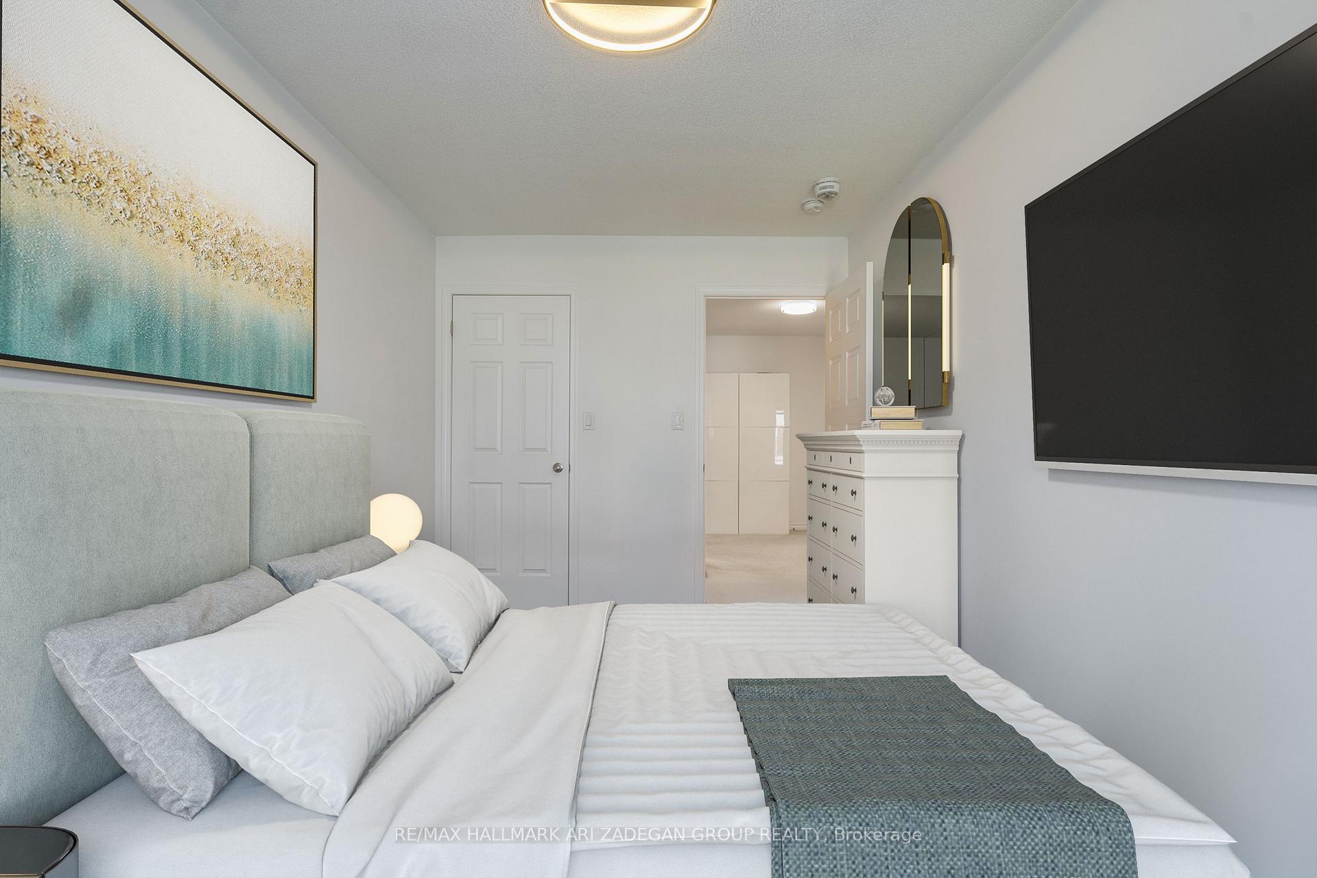 Photo 10 of 1020 Dunsley Way, Whitby, Pringle Creek — HOMEH