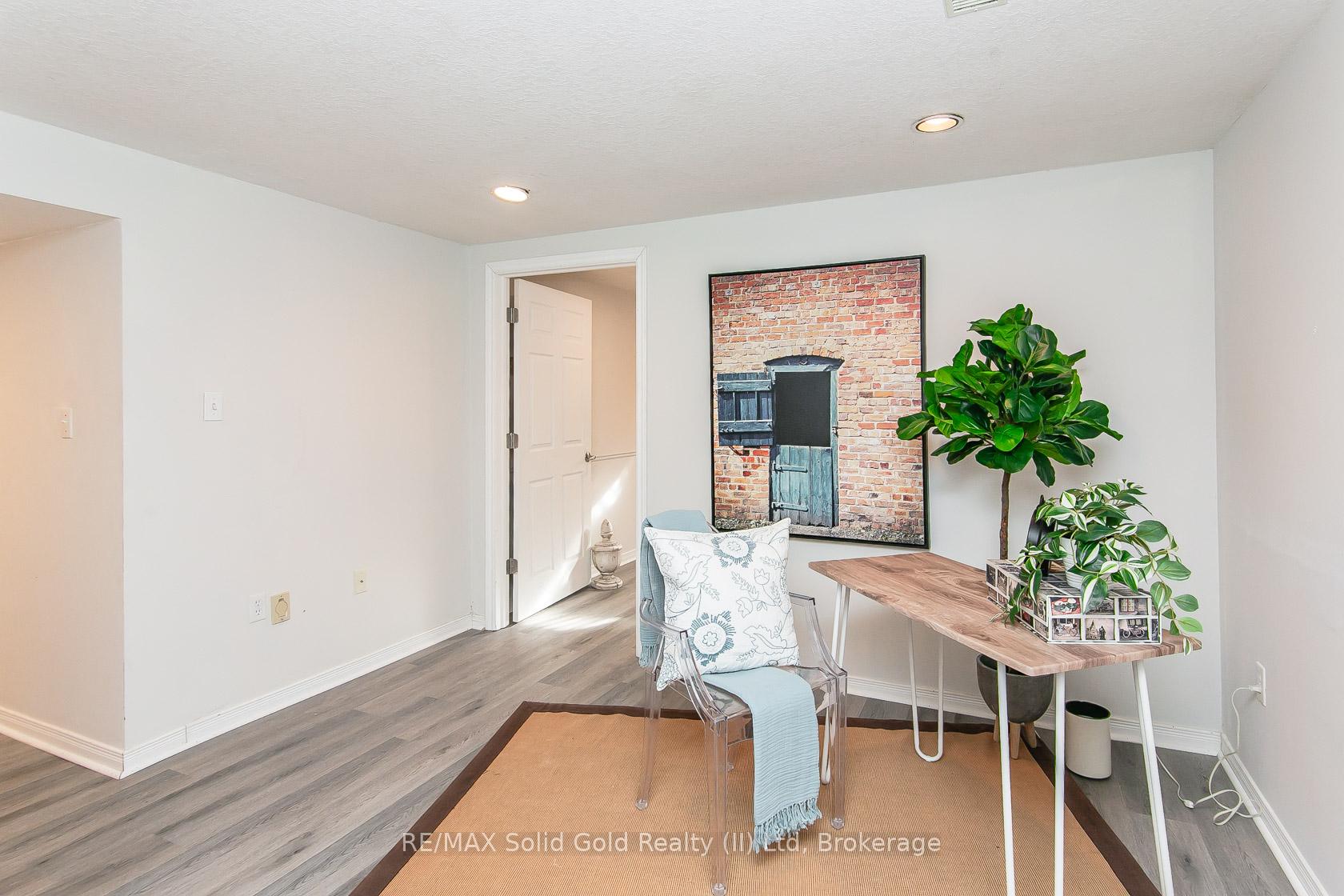 Photo 32 of 462+464 Hazel Street, Waterloo — HOMEH