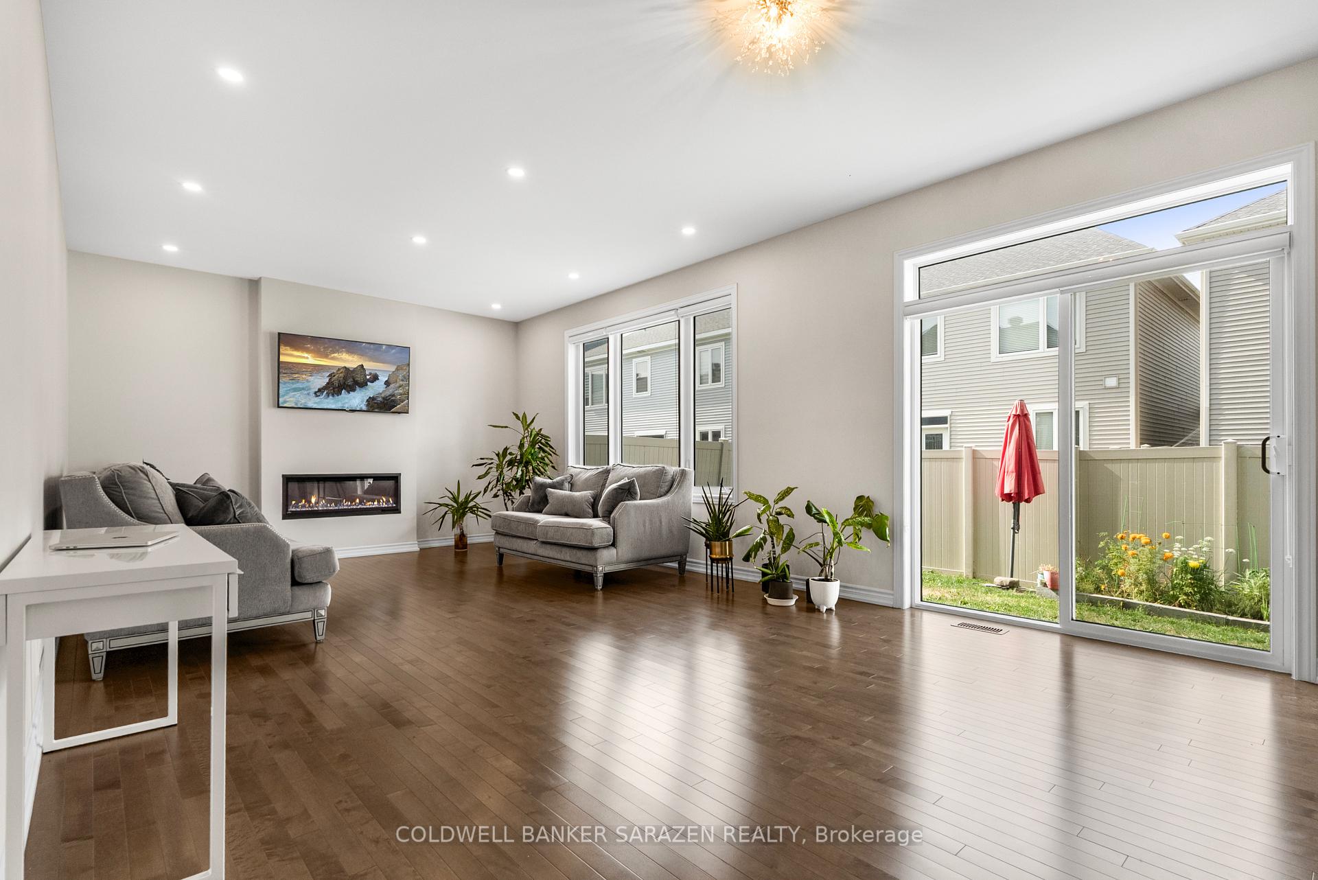 Photo 9 of 173 Point Prim Crescent, Ottawa, Barrhaven - Heritage Park — HOMEH