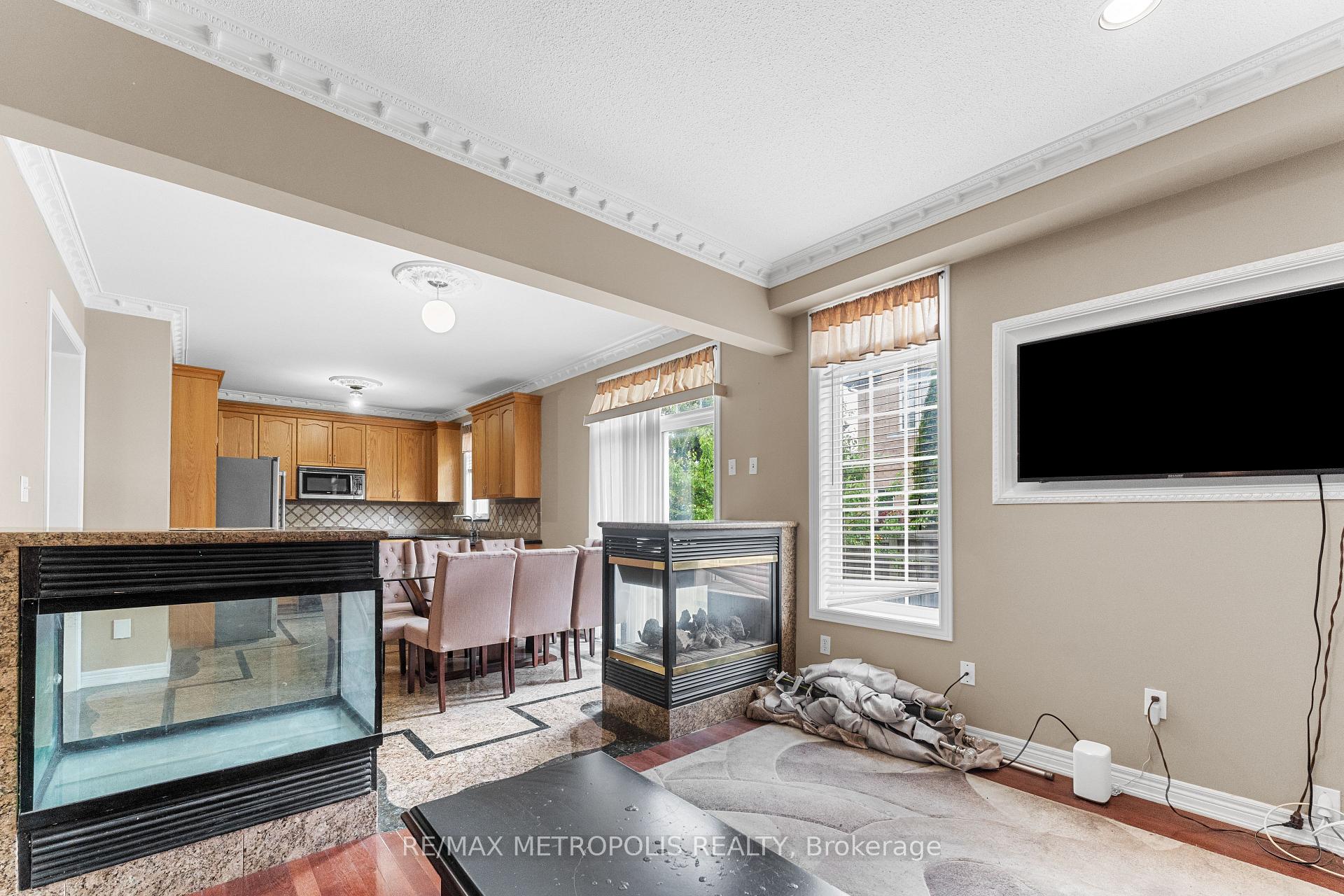Photo 17 of 1 St Etienne Drive, Vaughan, Vellore Village — HOMEH