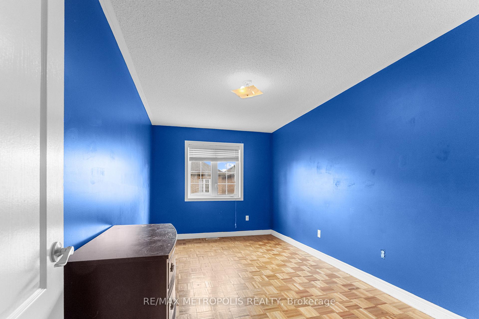 Photo 30 of 1 St Etienne Drive, Vaughan, Vellore Village — HOMEH