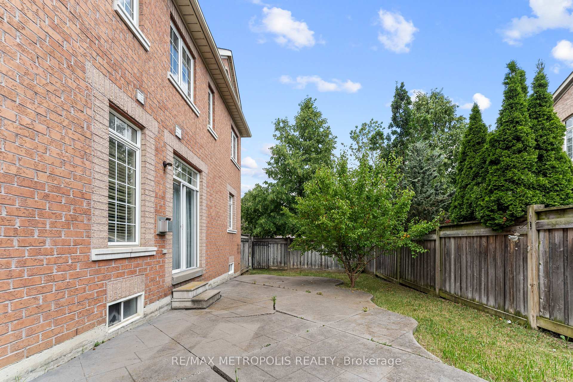 Photo 35 of 1 St Etienne Drive, Vaughan, Vellore Village — HOMEH