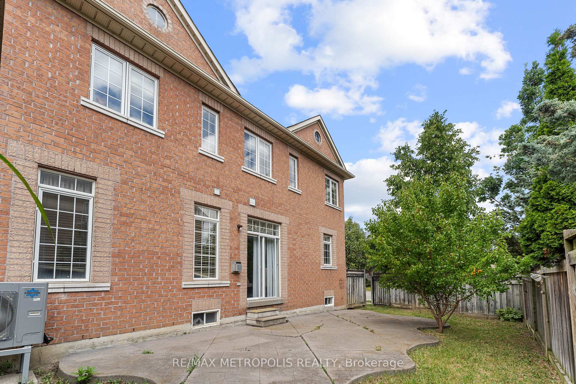 Photo 37 of 1 St Etienne Drive, Vaughan, Vellore Village — HOMEH