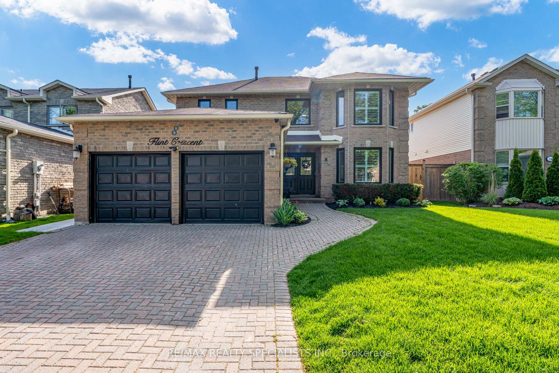 Photo 2 of Unit Bsmt, 8 Flint Crescent, Whitby, Rolling Acres — HOMEH