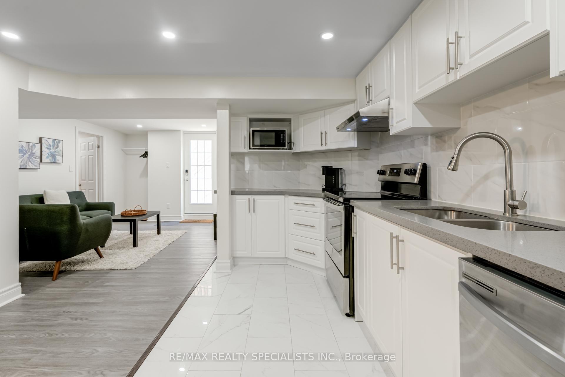 Photo 7 of Unit Bsmt, 8 Flint Crescent, Whitby, Rolling Acres — HOMEH