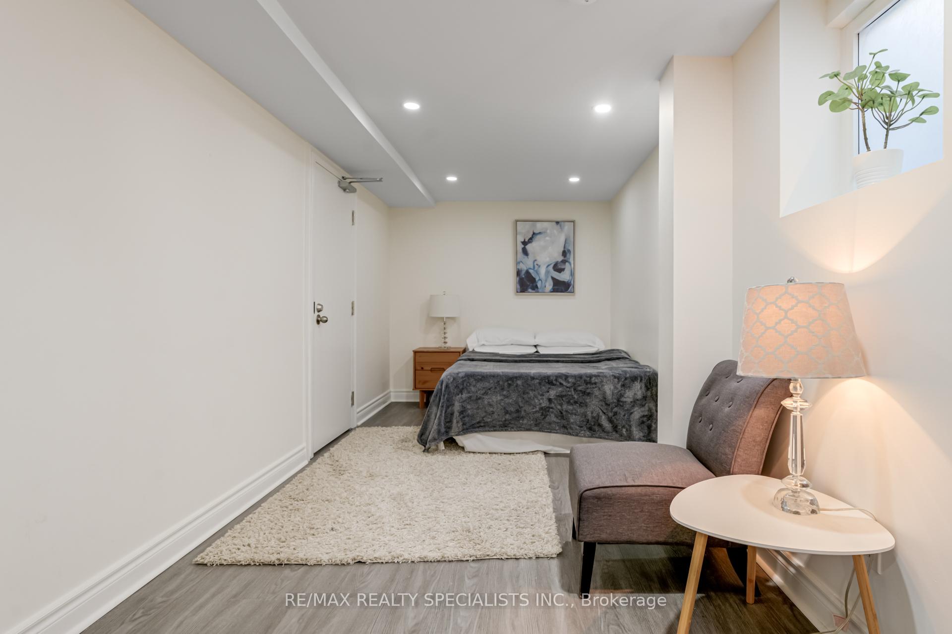 Photo 12 of Unit Bsmt, 8 Flint Crescent, Whitby, Rolling Acres — HOMEH