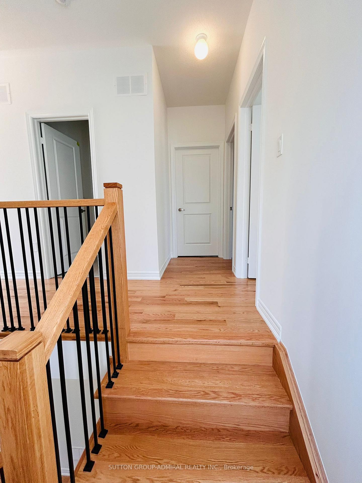Photo 23 of 76 McGowan Drive, Whitby, Rural Whitby — HOMEH