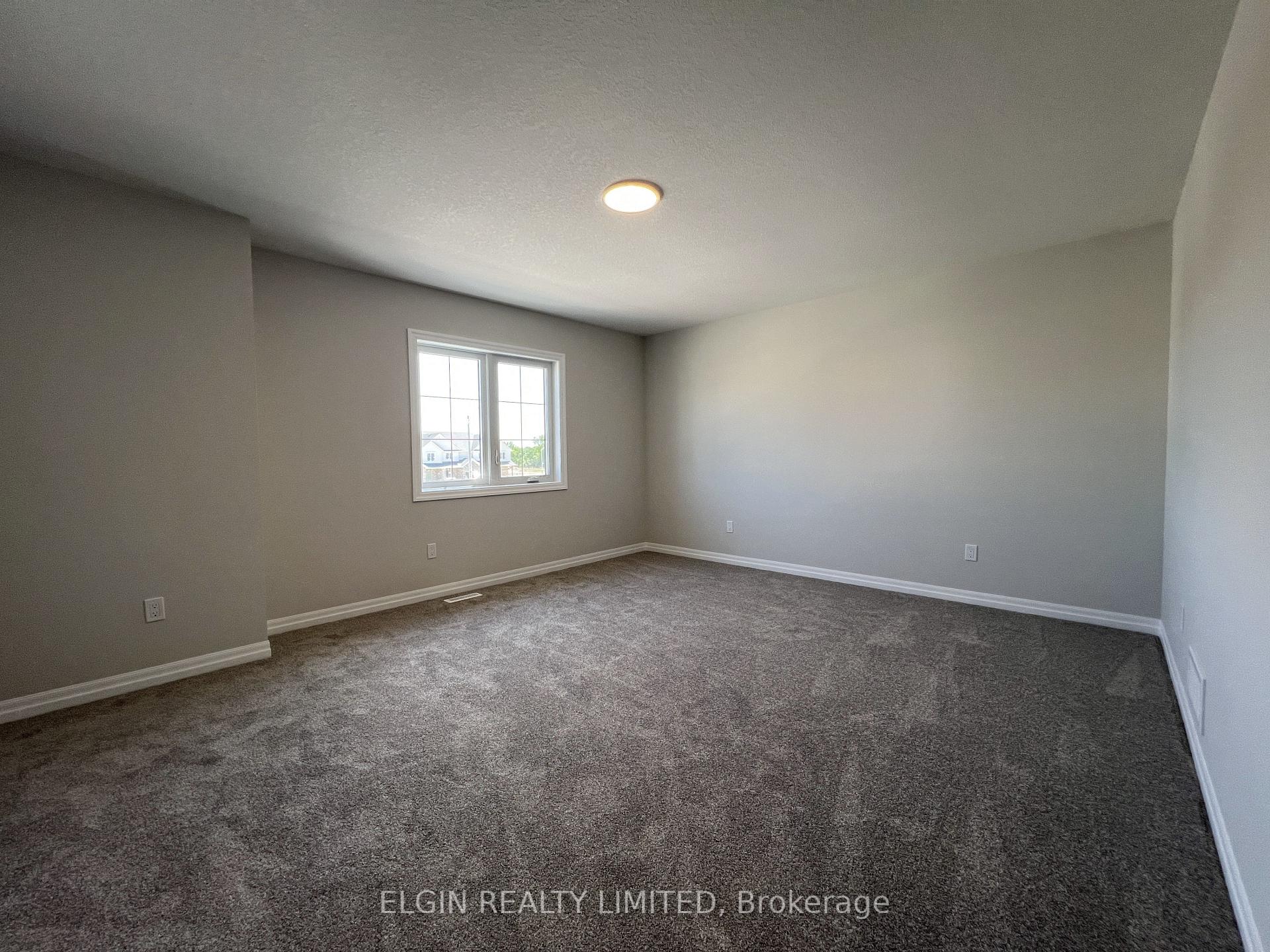 Photo 12 of 97 Willow Drive, Aylmer — HOMEH