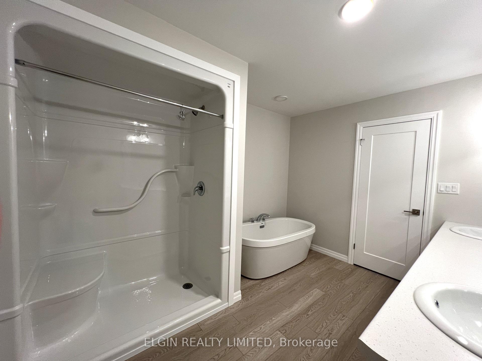 Photo 15 of 97 Willow Drive, Aylmer — HOMEH