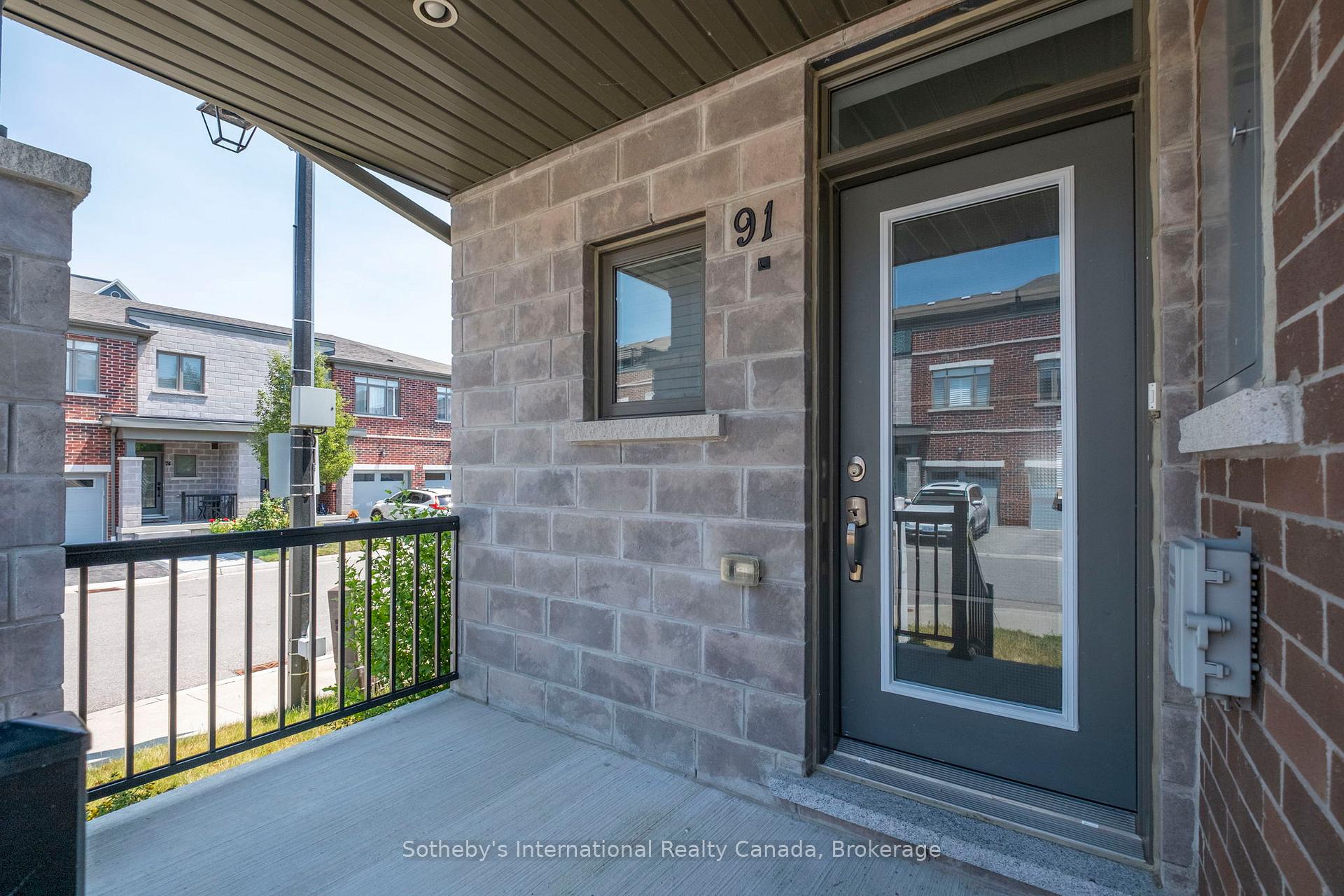 Photo 4 of 91 Longshore Way, Whitby, Port Whitby — HOMEH