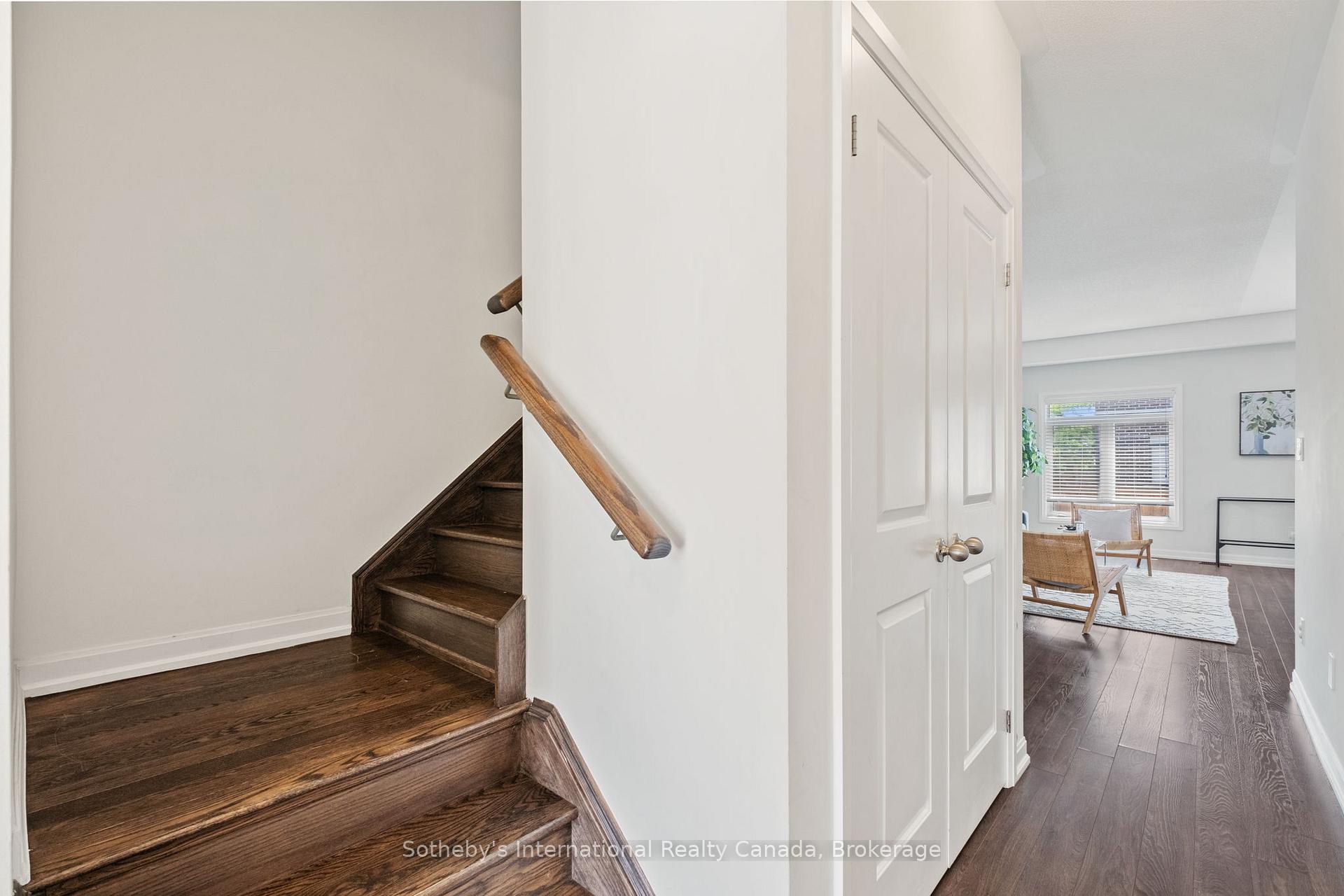 Photo 6 of 91 Longshore Way, Whitby, Port Whitby — HOMEH