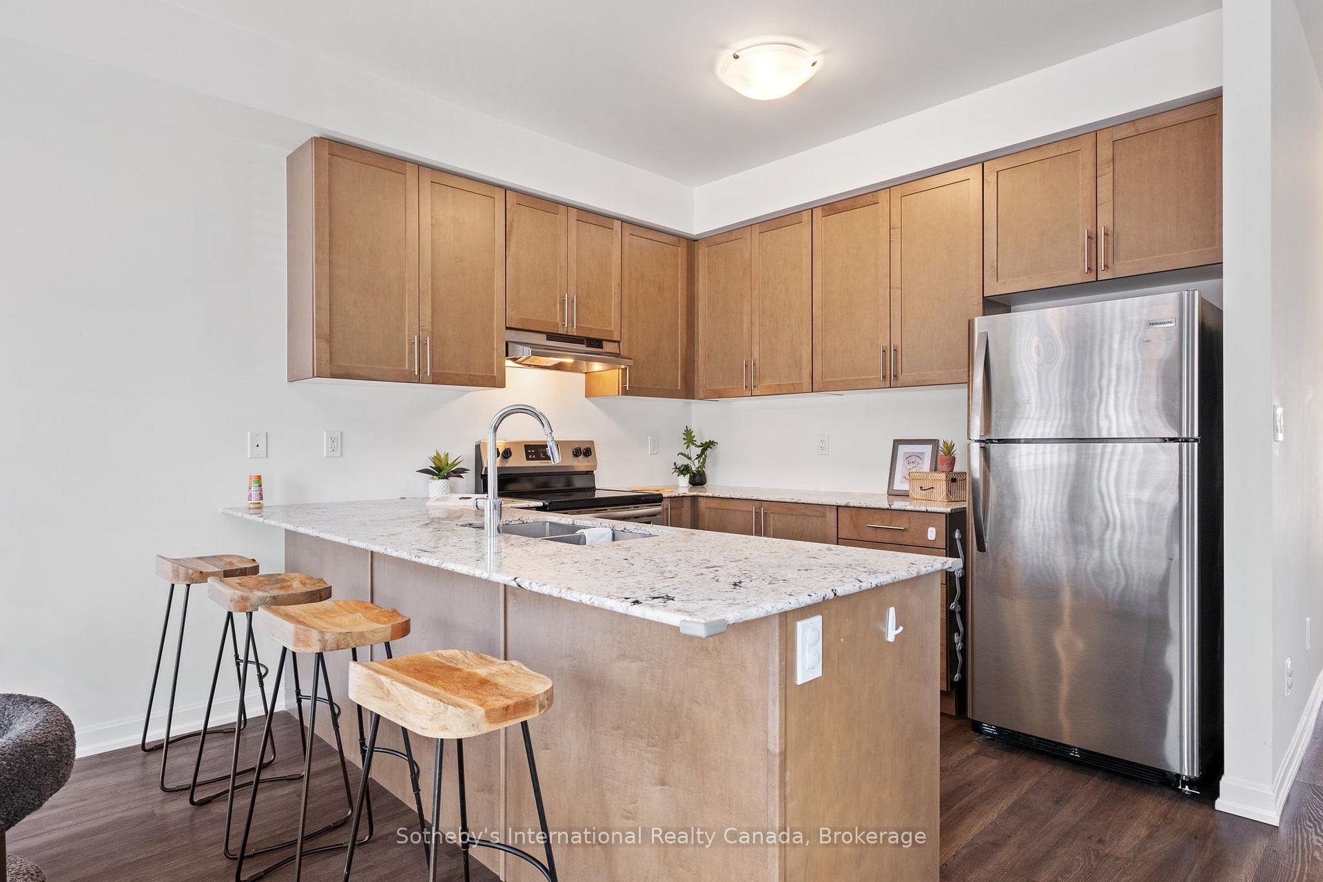Photo 14 of 91 Longshore Way, Whitby, Port Whitby — HOMEH