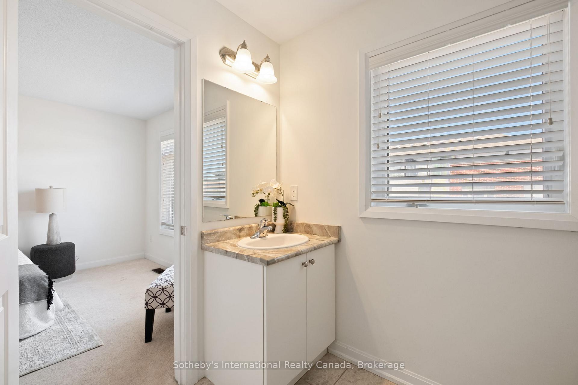 Photo 25 of 91 Longshore Way, Whitby, Port Whitby — HOMEH