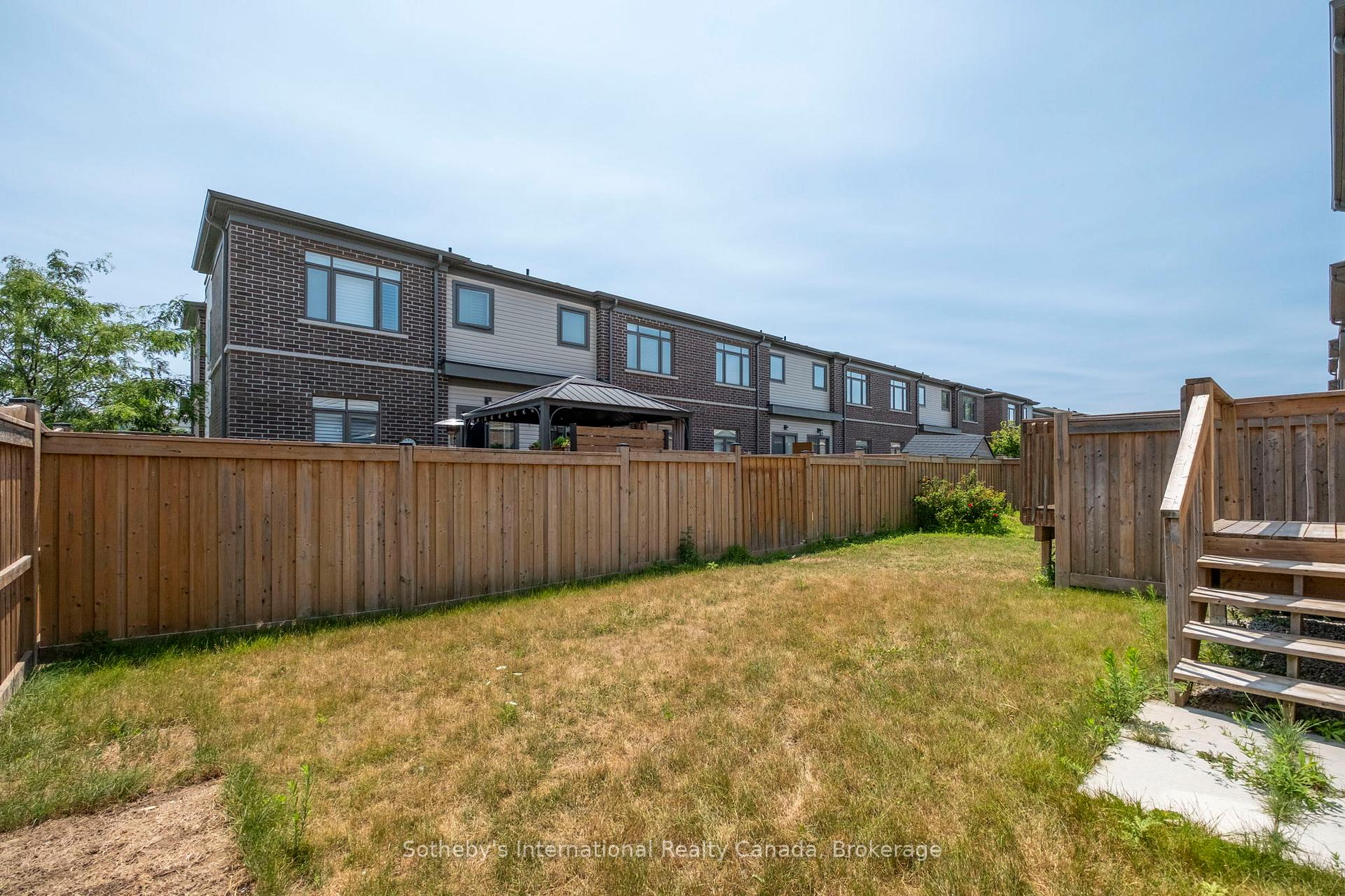 Photo 34 of 91 Longshore Way, Whitby, Port Whitby — HOMEH