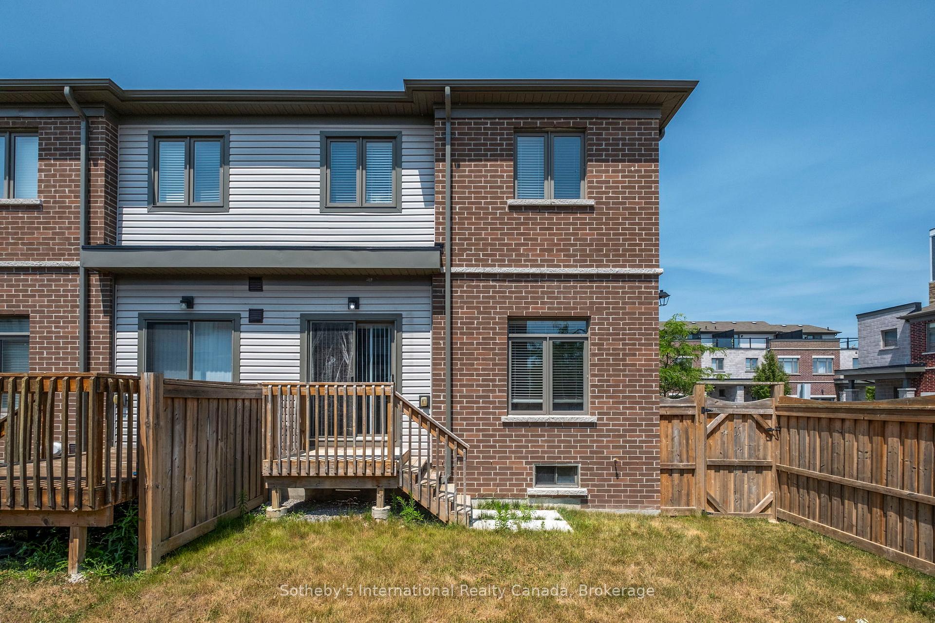 Photo 36 of 91 Longshore Way, Whitby, Port Whitby — HOMEH