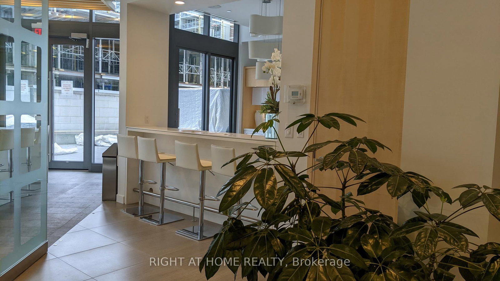 Photo 5 of Unit 2903, 45 Charles St E, Toronto, Church-Yonge Corridor — HOMEH