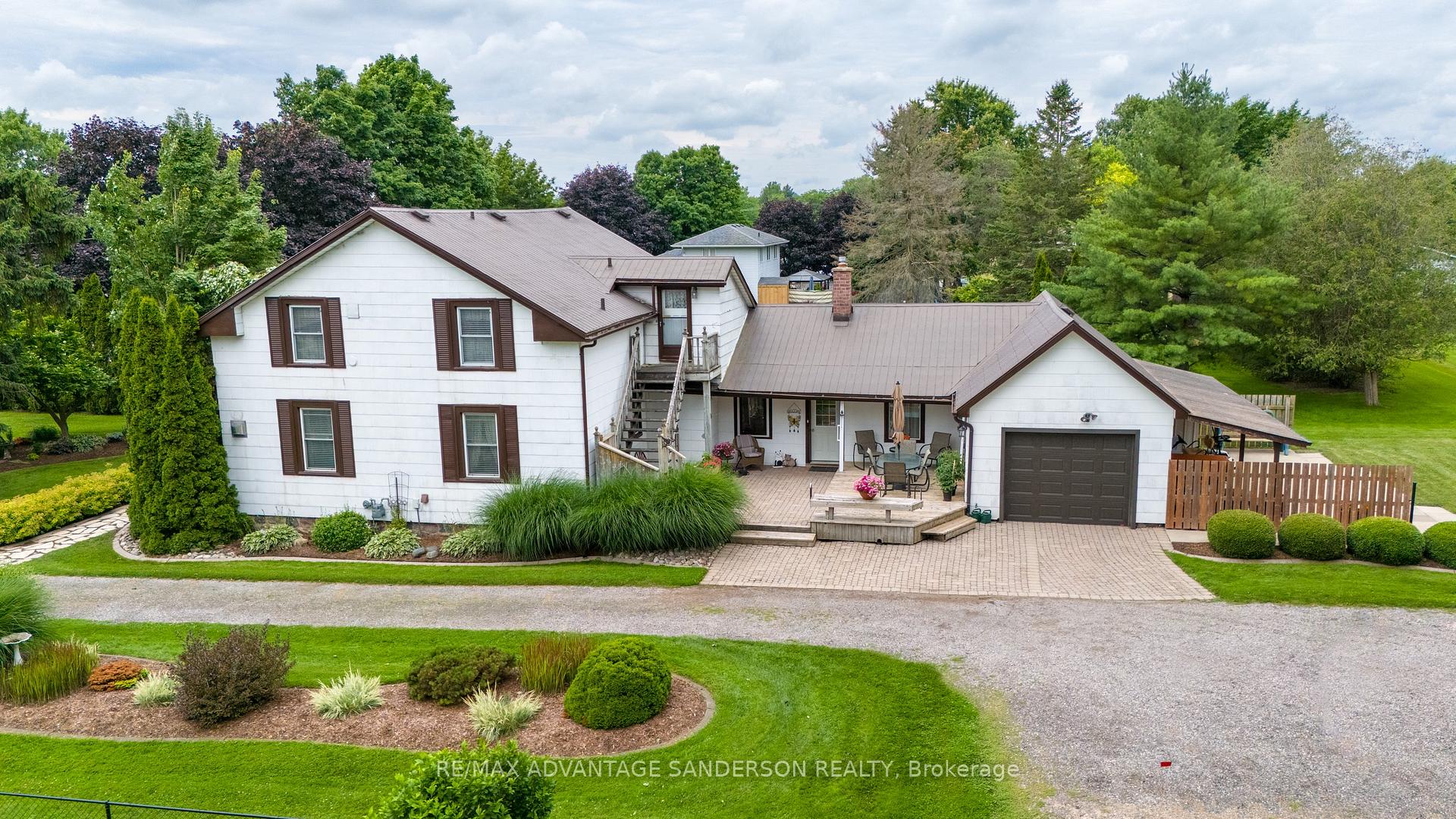 Front of 842985 Road 84