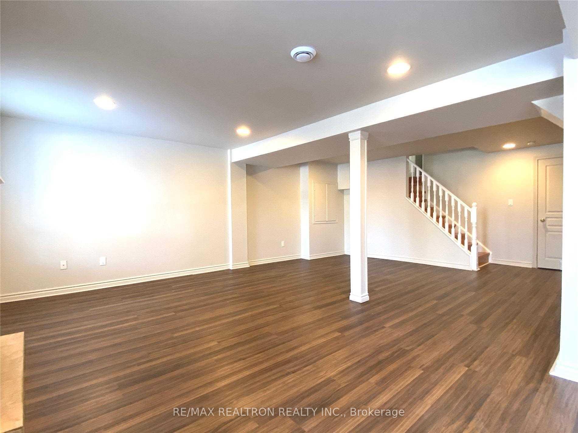 Photo 34 of 83 Gartshore Drive, Whitby, Williamsburg — HOMEH