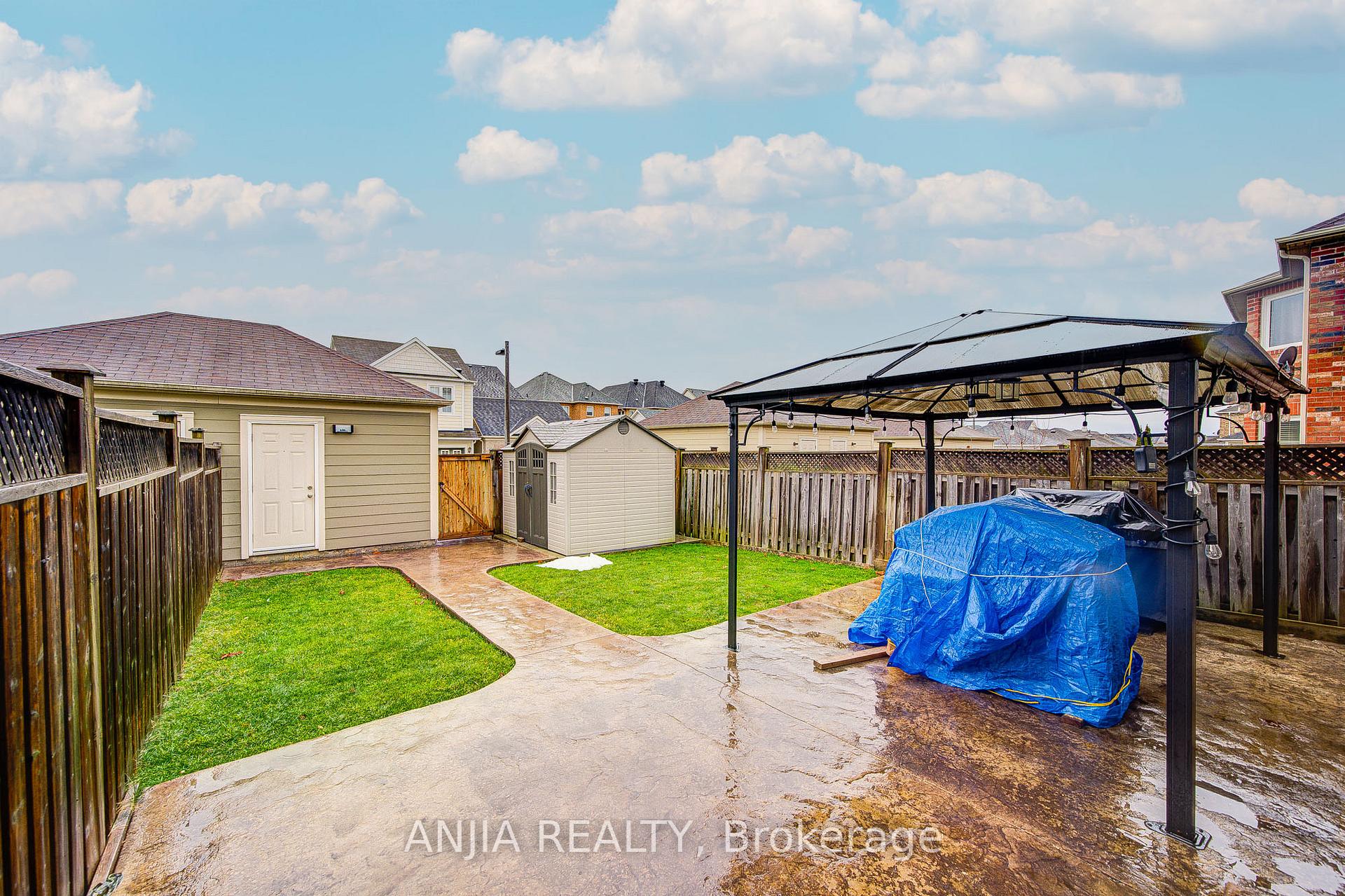 Photo 36 of 278 Gas Lamp Lane, Markham, Cornell — HOMEH