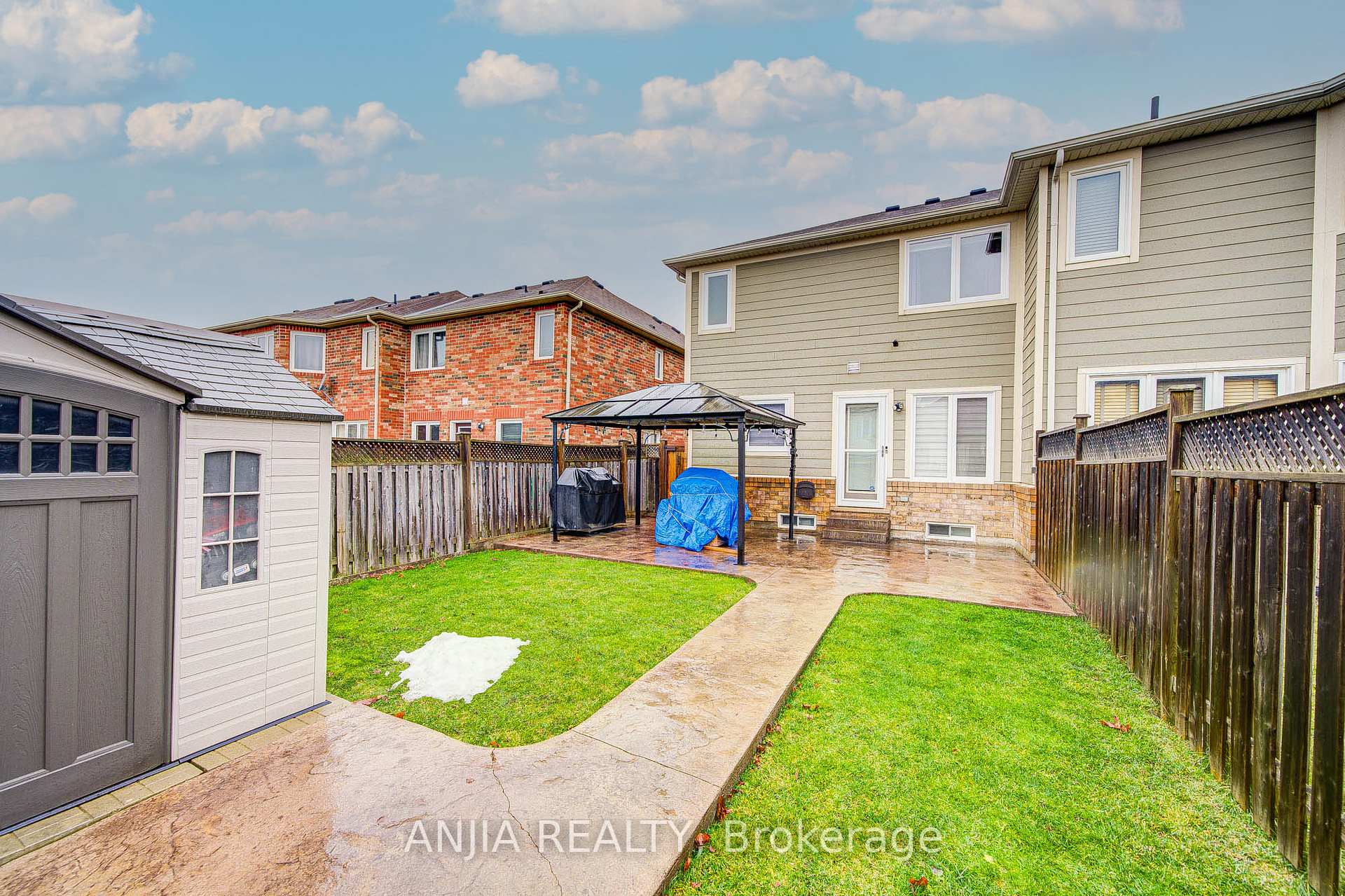 Photo 38 of 278 Gas Lamp Lane, Markham, Cornell — HOMEH
