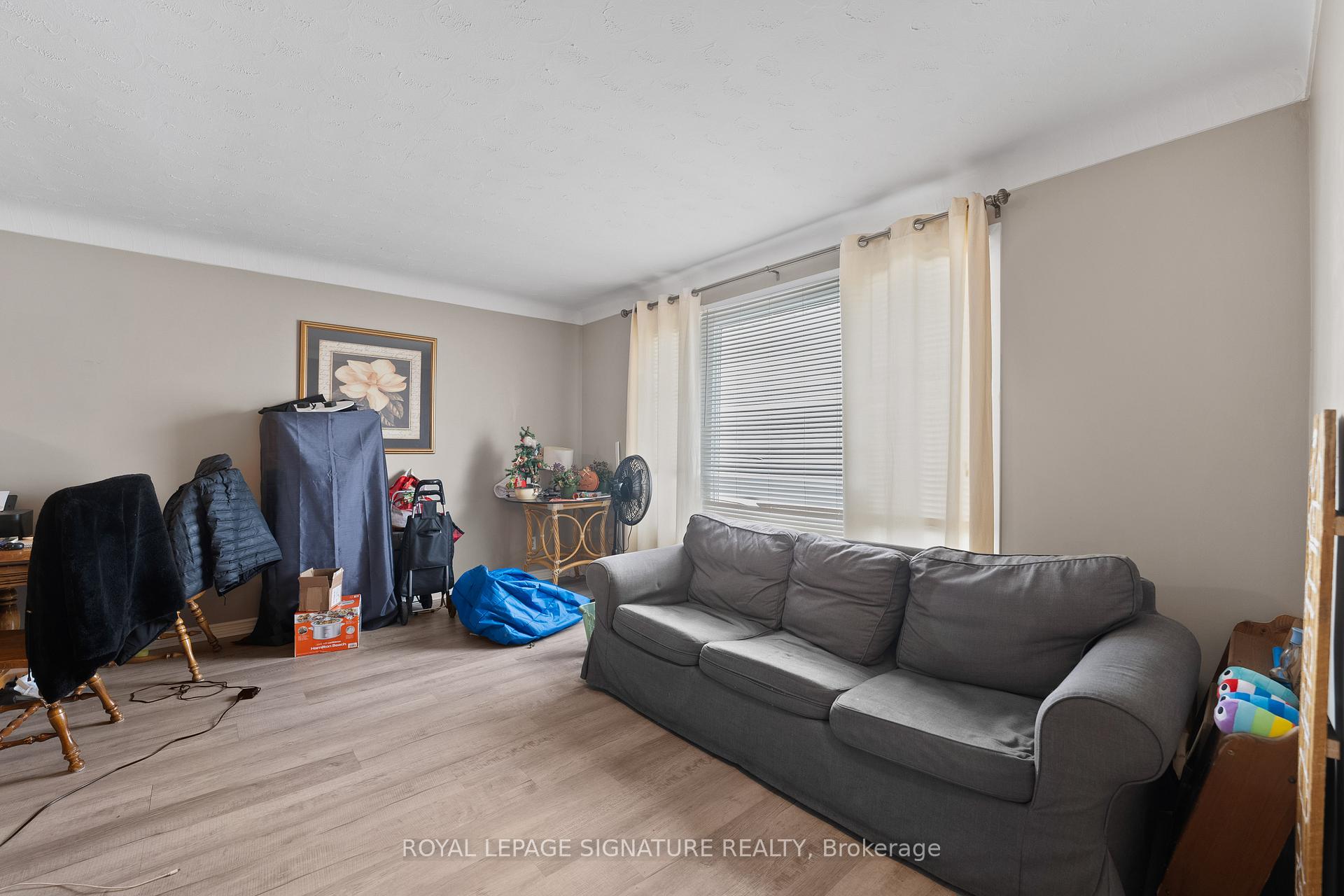 Photo 1 of 550 First Avenue, Welland, N. Welland — HOMEH