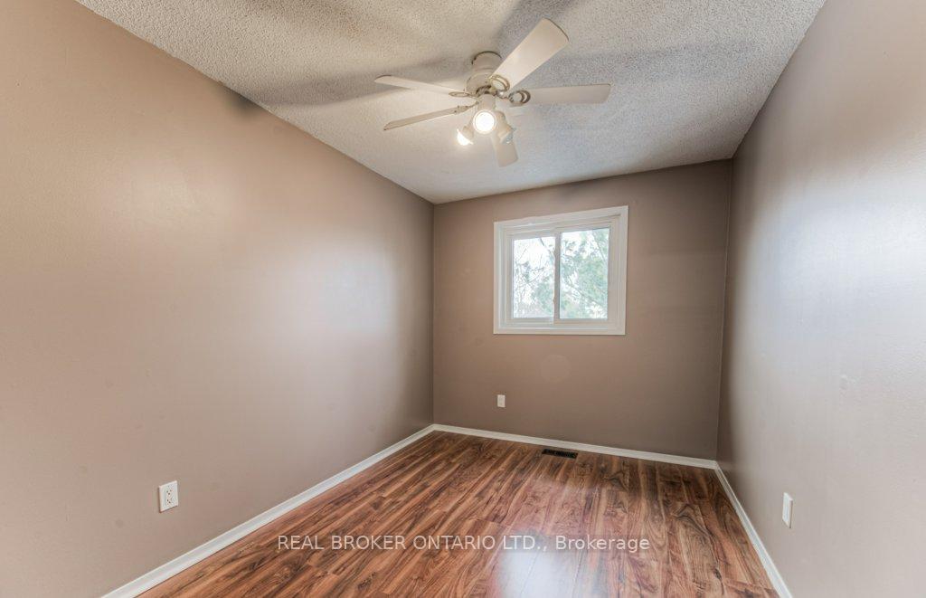 Photo 23 of 123 Northlake Drive, Waterloo — HOMEH