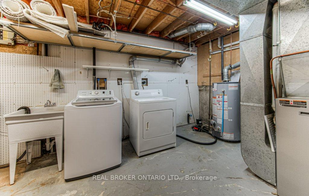Photo 31 of 123 Northlake Drive, Waterloo — HOMEH
