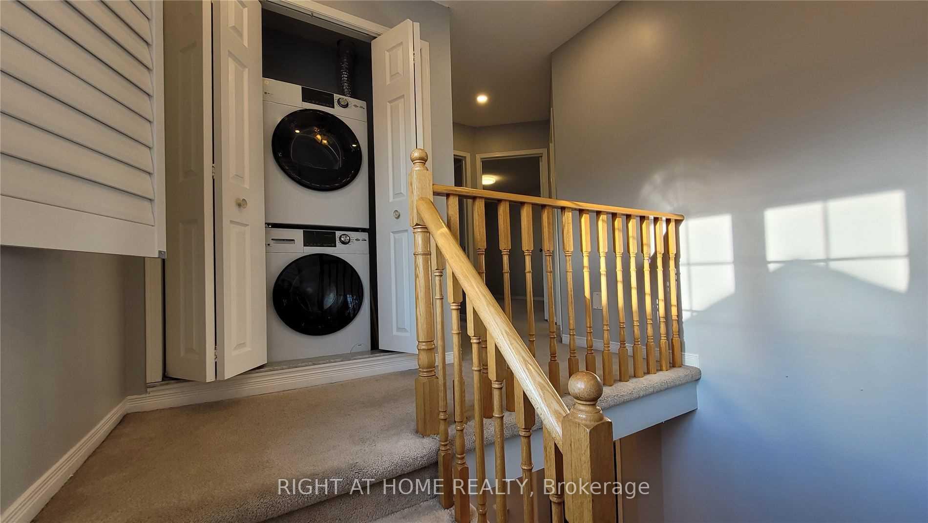 Photo 11 of 135 Stokely Crescent, Whitby, Downtown Whitby — HOMEH