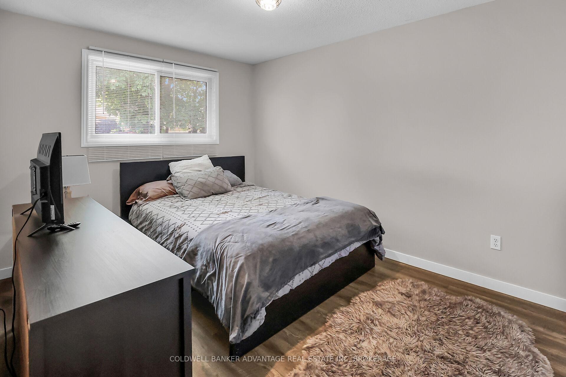 Photo 13 of 21 Fairlawn Crescent, Welland, Prince Charles — HOMEH