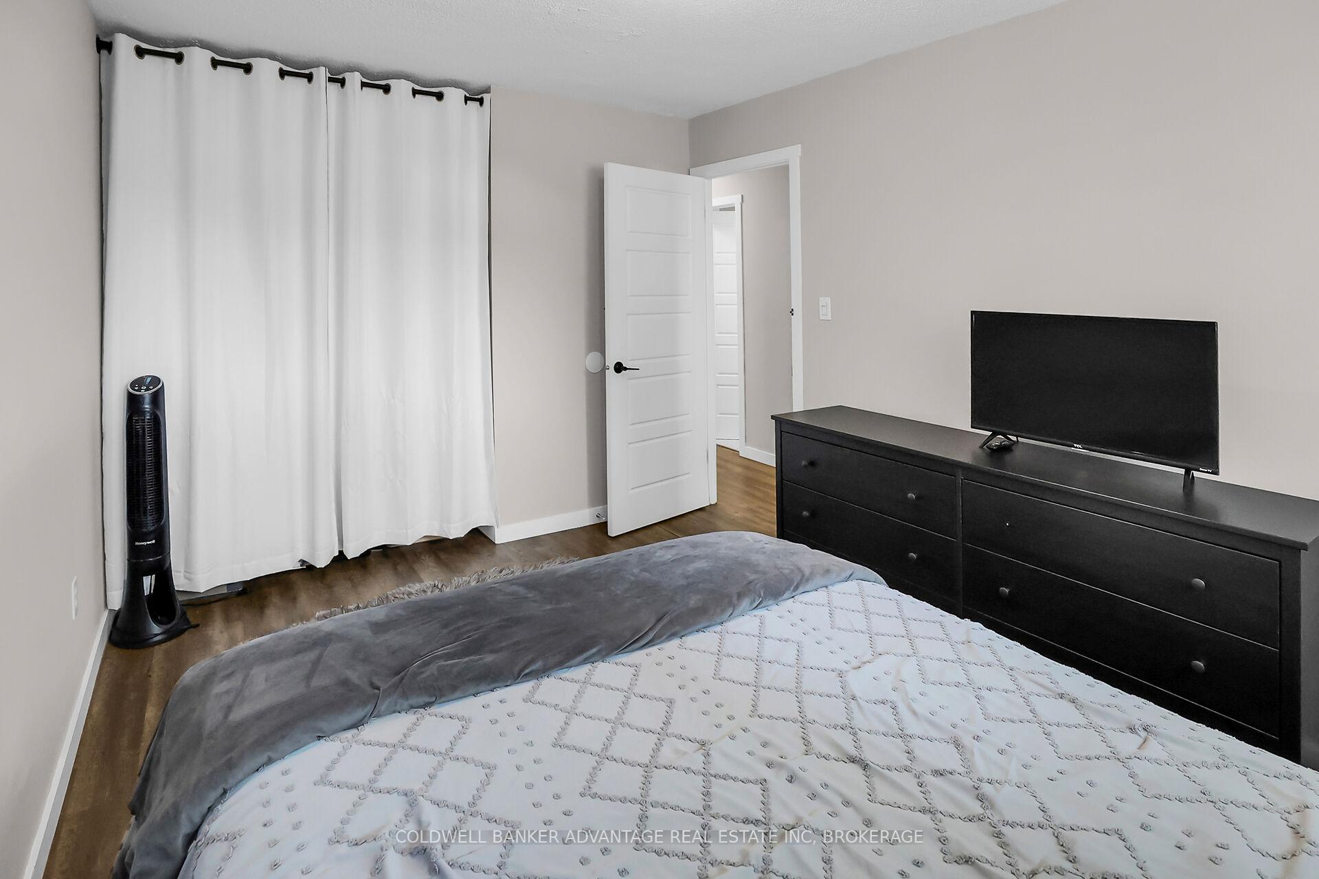 Photo 14 of 21 Fairlawn Crescent, Welland, Prince Charles — HOMEH