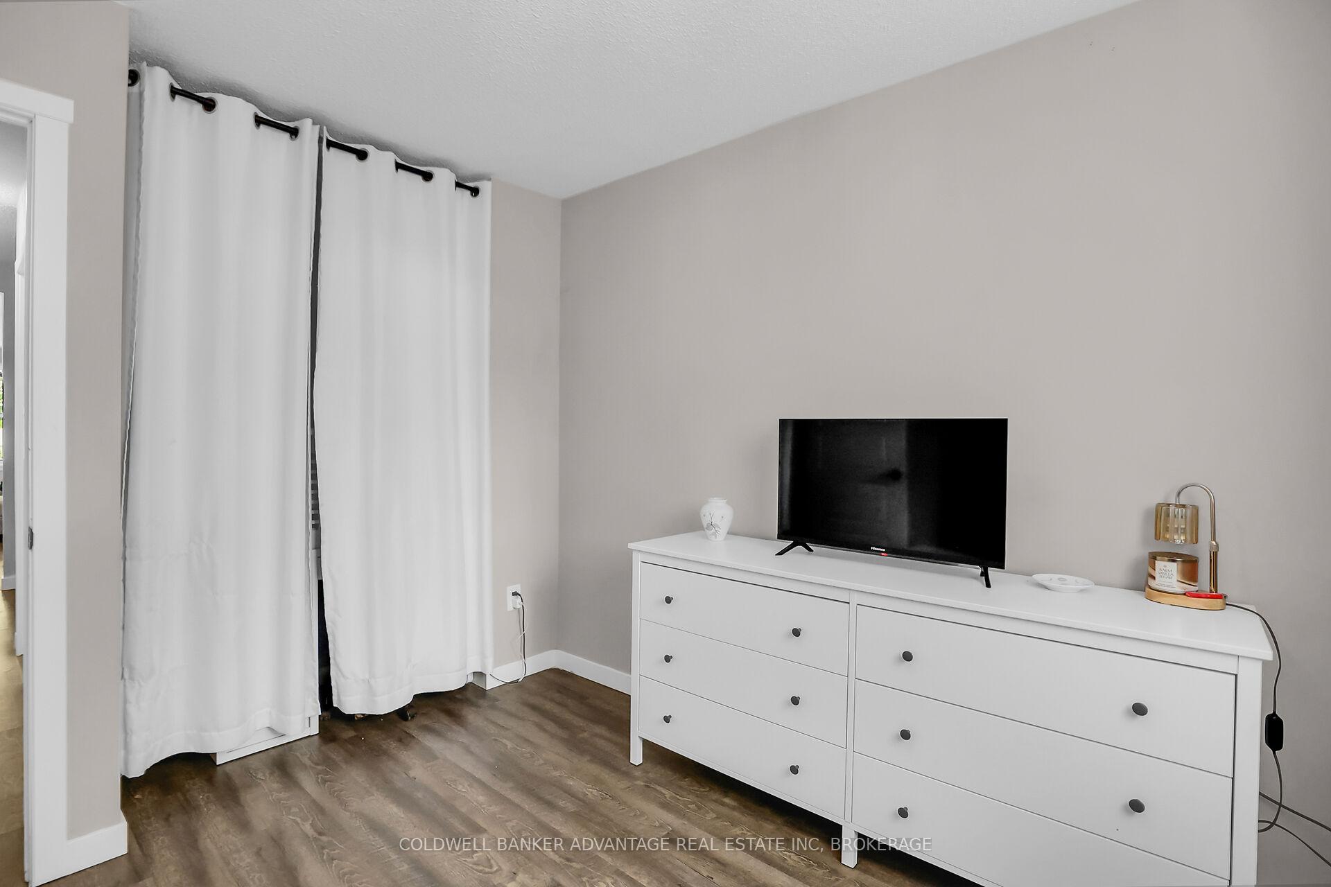Photo 15 of 21 Fairlawn Crescent, Welland, Prince Charles — HOMEH