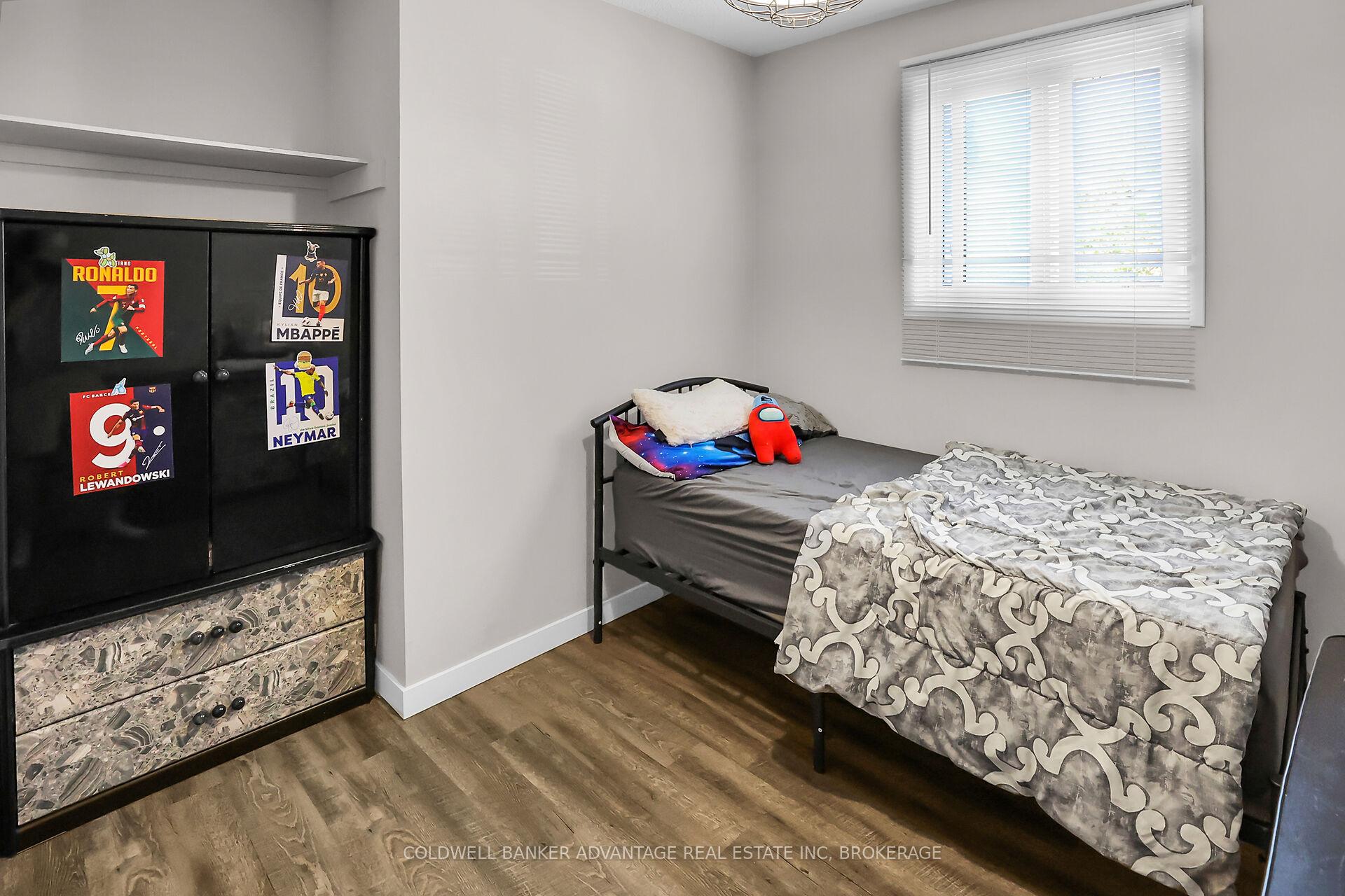 Photo 17 of 21 Fairlawn Crescent, Welland, Prince Charles — HOMEH