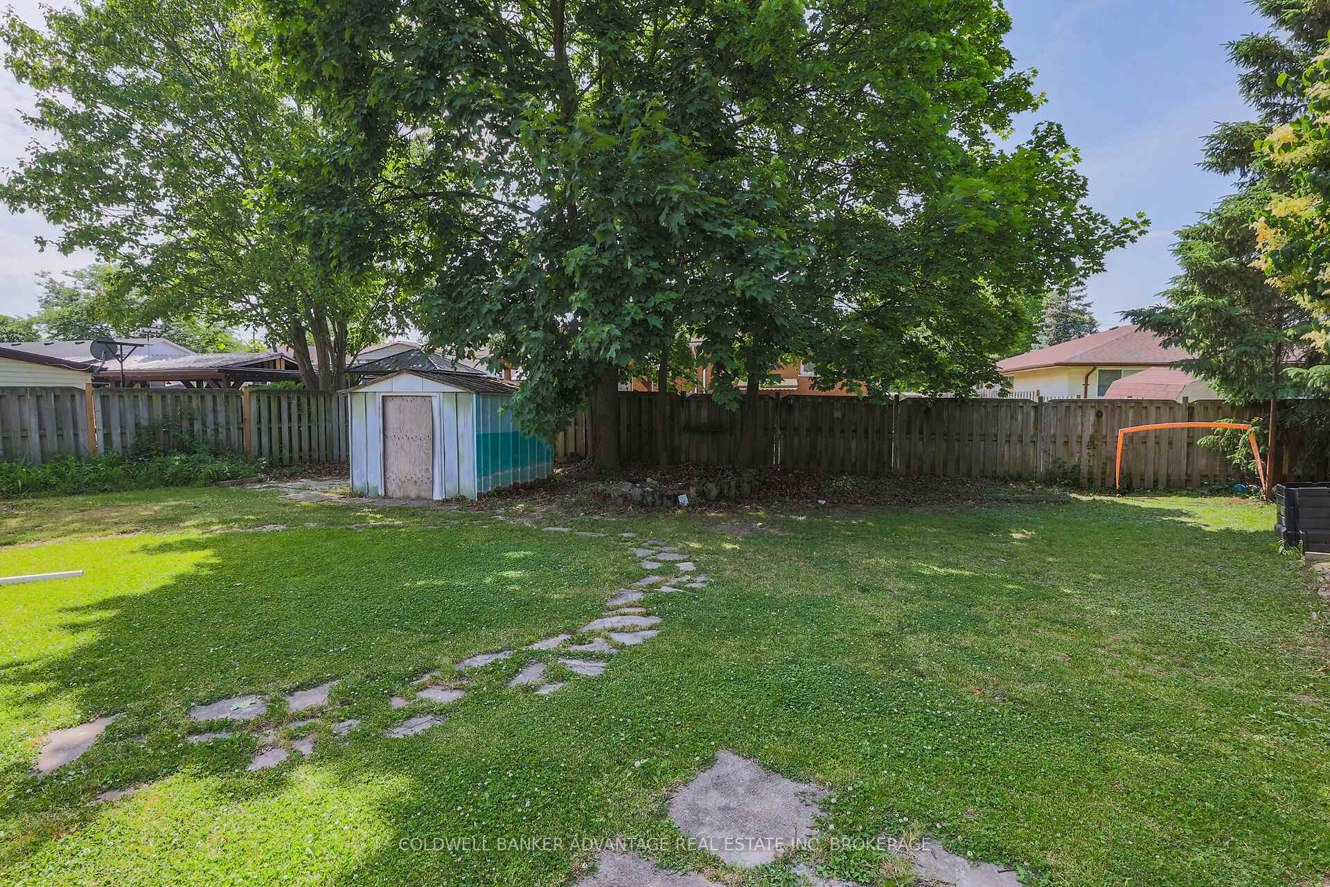 Photo 21 of 21 Fairlawn Crescent, Welland, Prince Charles — HOMEH