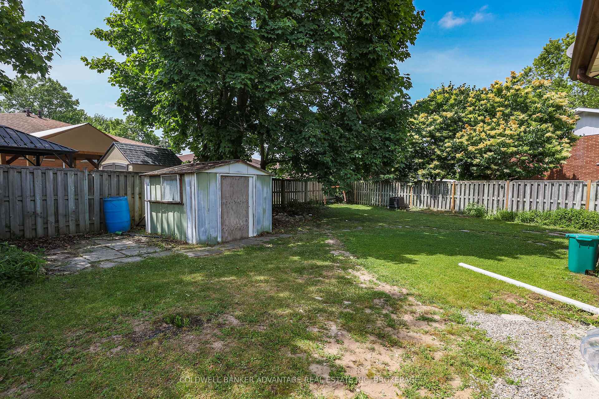 Photo 22 of 21 Fairlawn Crescent, Welland, Prince Charles — HOMEH