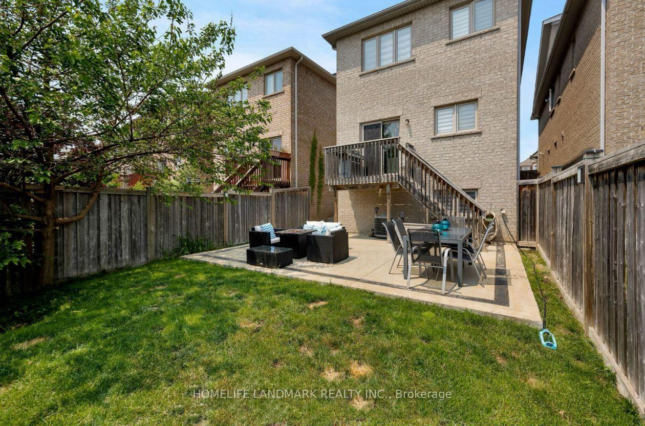 Photo 6 of 195 District Avenue, Vaughan, Patterson — HOMEH