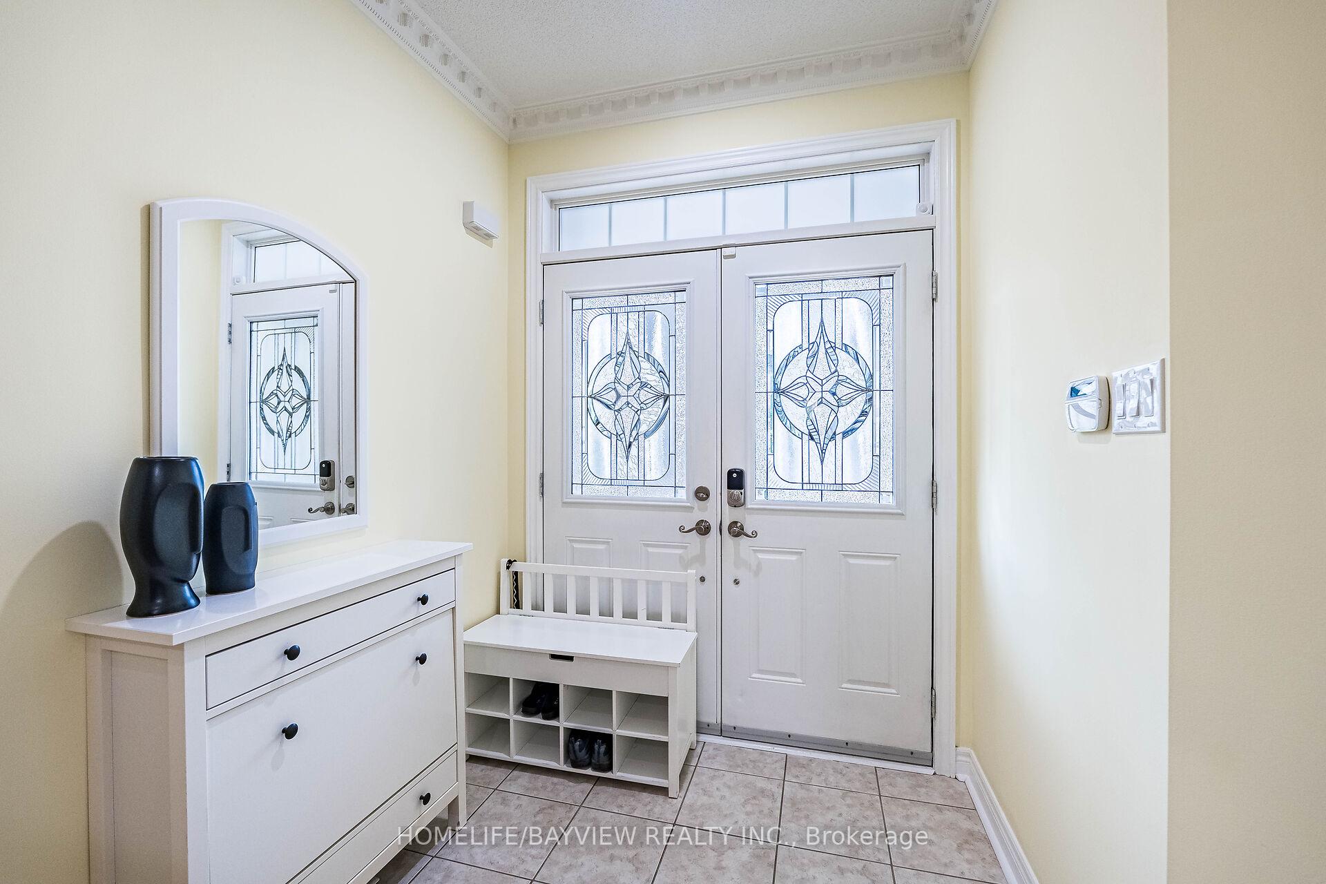 Photo 9 of 171 Carrier Crescent, Vaughan, Patterson — HOMEH