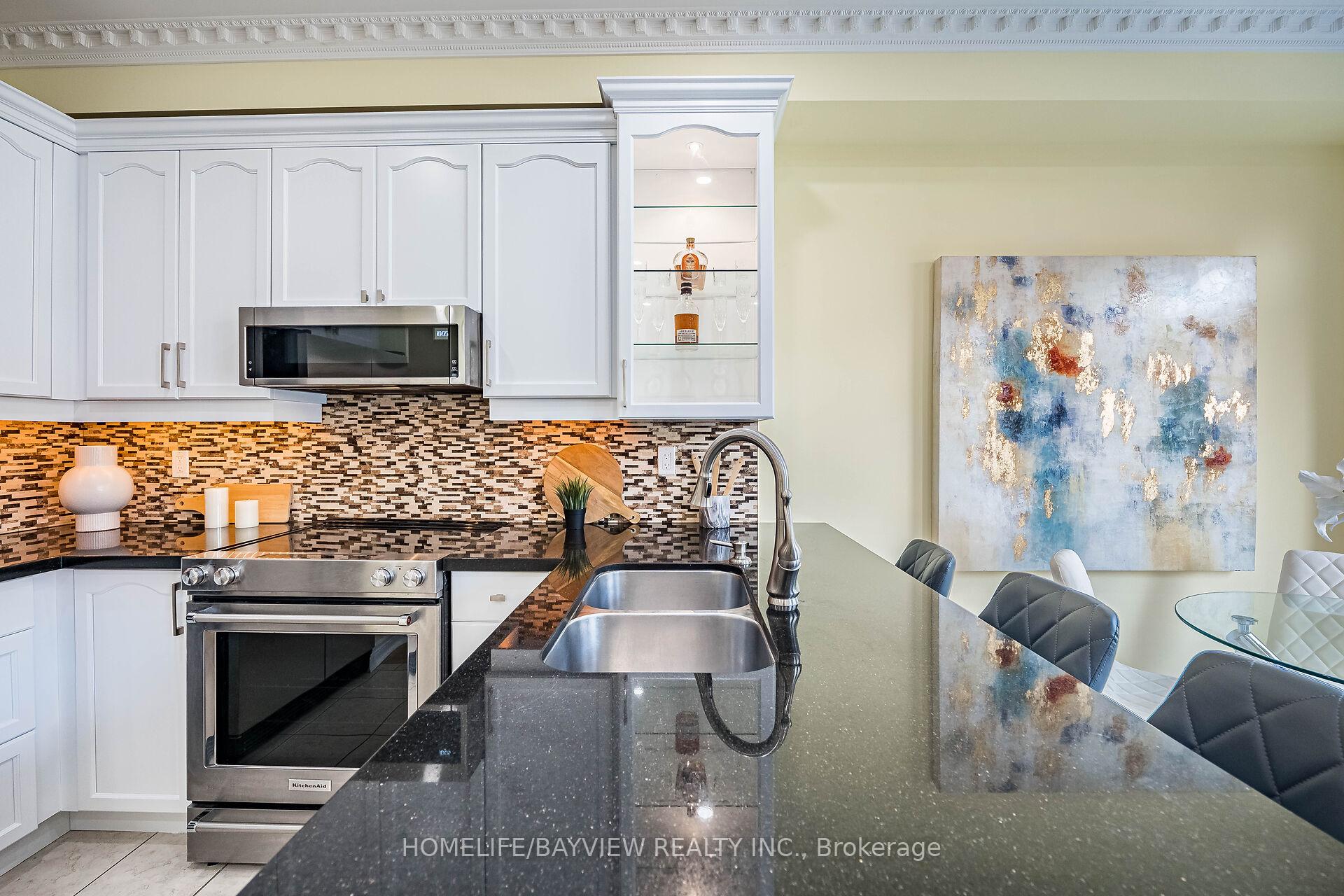 Photo 21 of 171 Carrier Crescent, Vaughan, Patterson — HOMEH