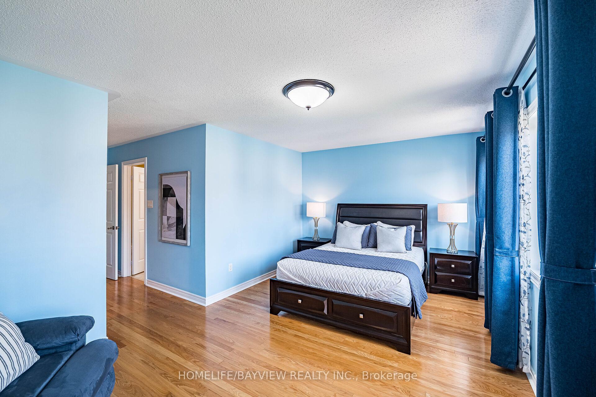Photo 25 of 171 Carrier Crescent, Vaughan, Patterson — HOMEH