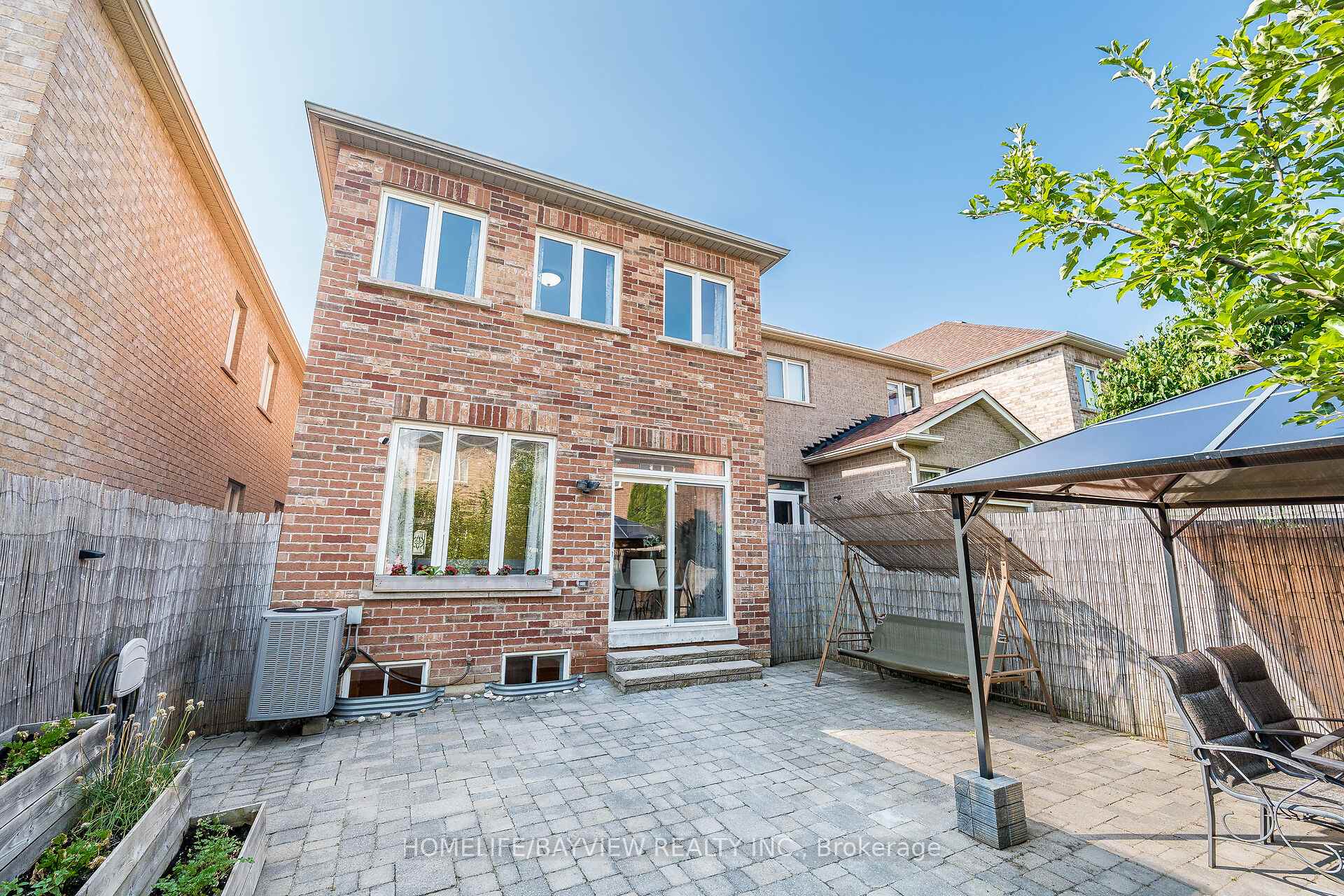 Photo 46 of 171 Carrier Crescent, Vaughan, Patterson — HOMEH