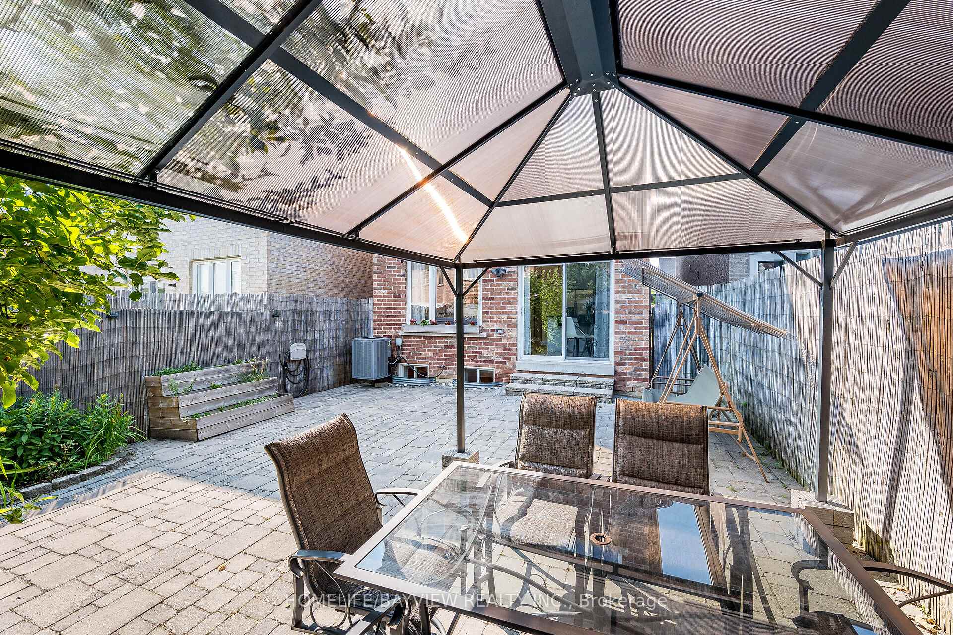 Photo 47 of 171 Carrier Crescent, Vaughan, Patterson — HOMEH