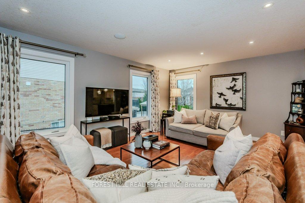 Photo 6 of 568 Little Dover Crescent, Waterloo — HOMEH