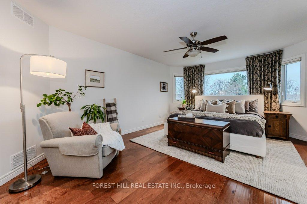 Photo 21 of 568 Little Dover Crescent, Waterloo — HOMEH